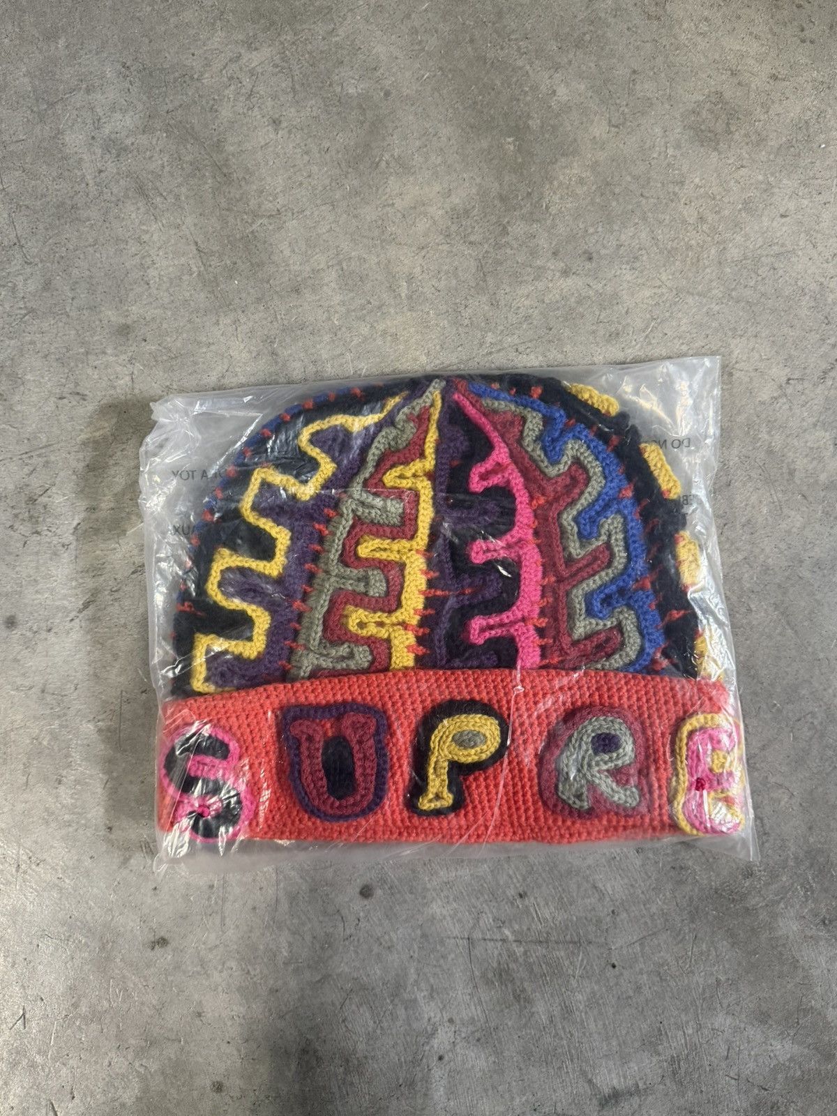 Supreme Yarn Appliqué Beanie ‘Orange’