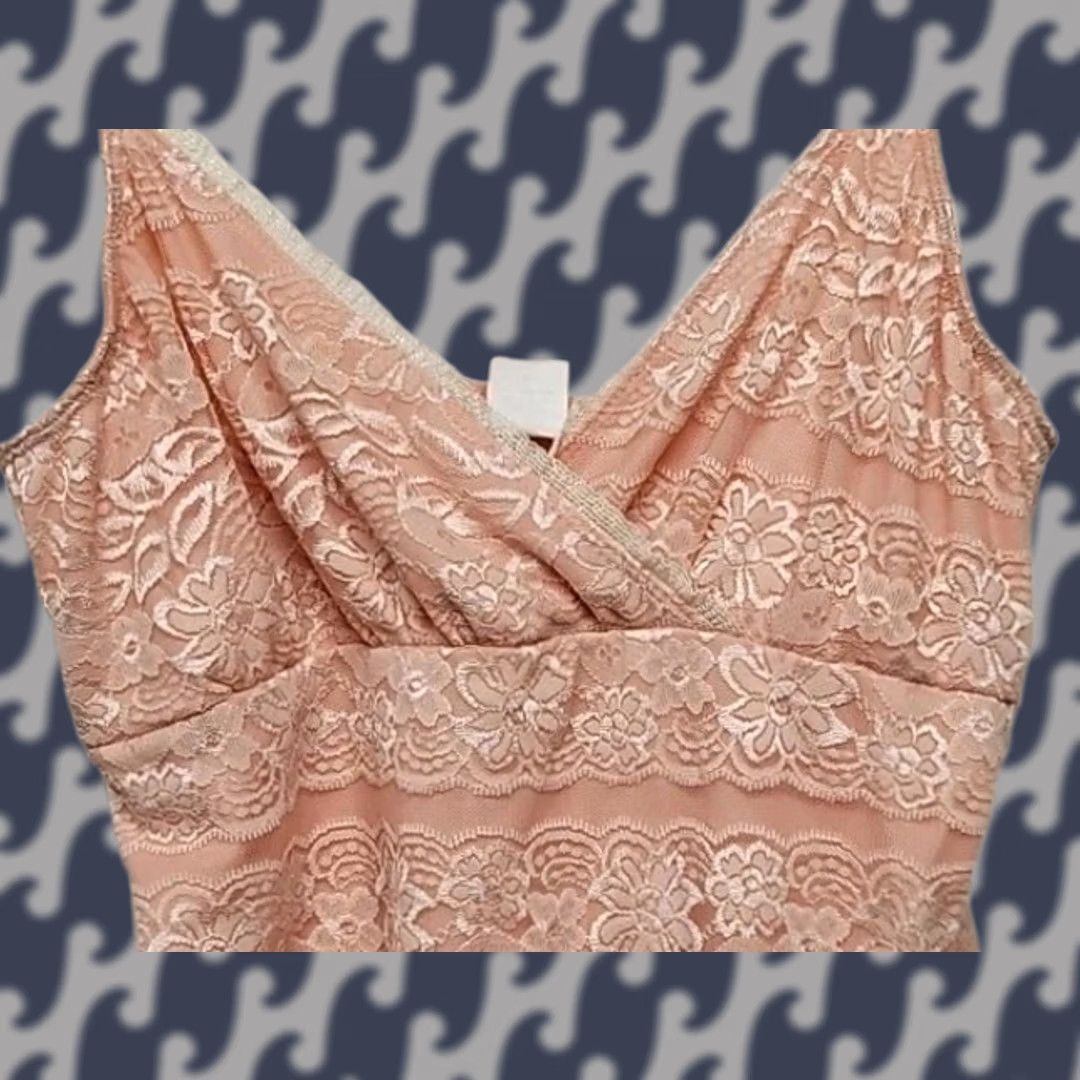 Vintage Y2K Peach Lace Cami Top XL V-Neck Nylon Lace Camisole USA Made Womens Shirt Size XL / US 12-14 / IT 48-50 - 1 Thumbnail