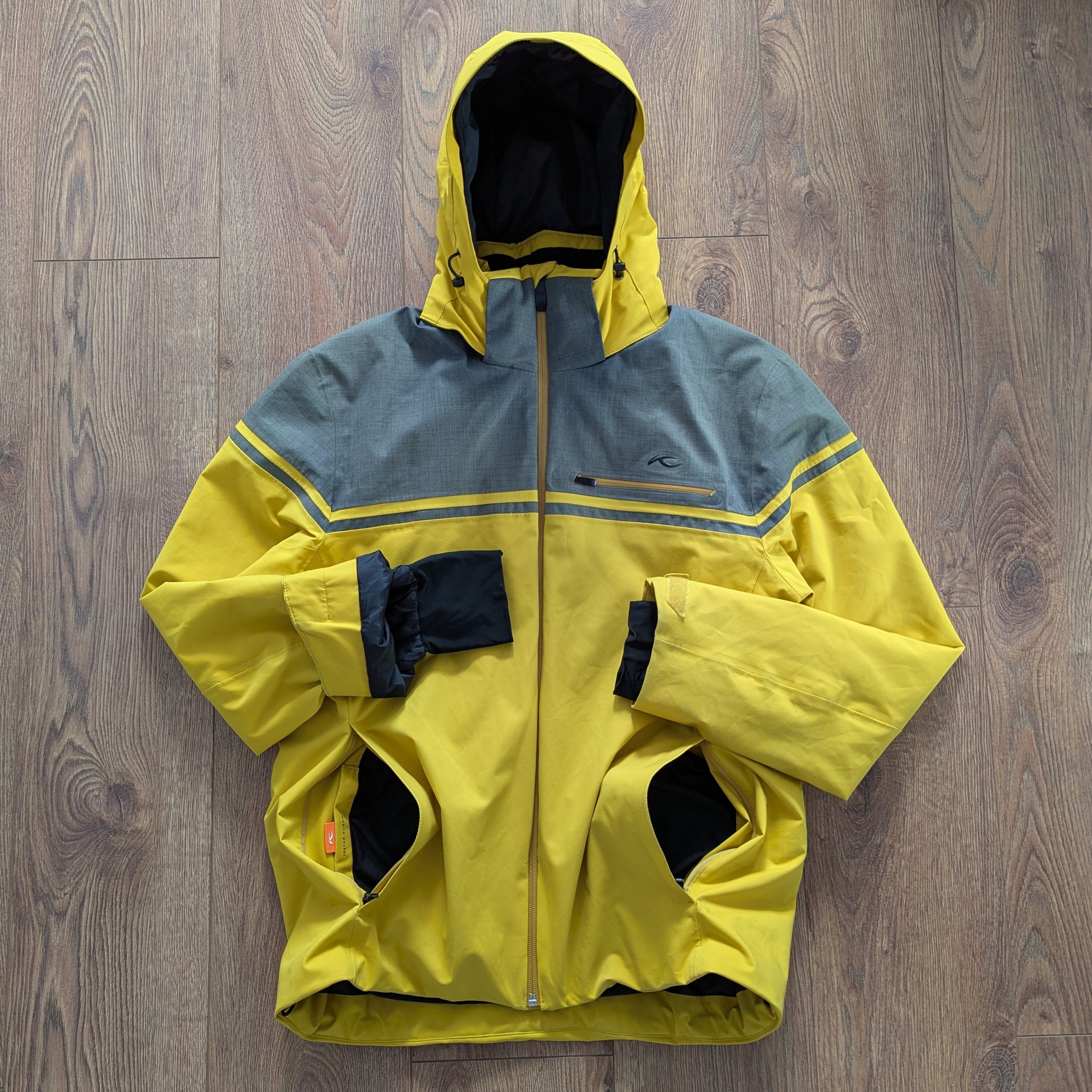 KJUS KJUS White Shadow Technical Ski Suit M (50) Recco DermizaxEV Size US M / EU 48-50 / 2 - 5 Thumbnail