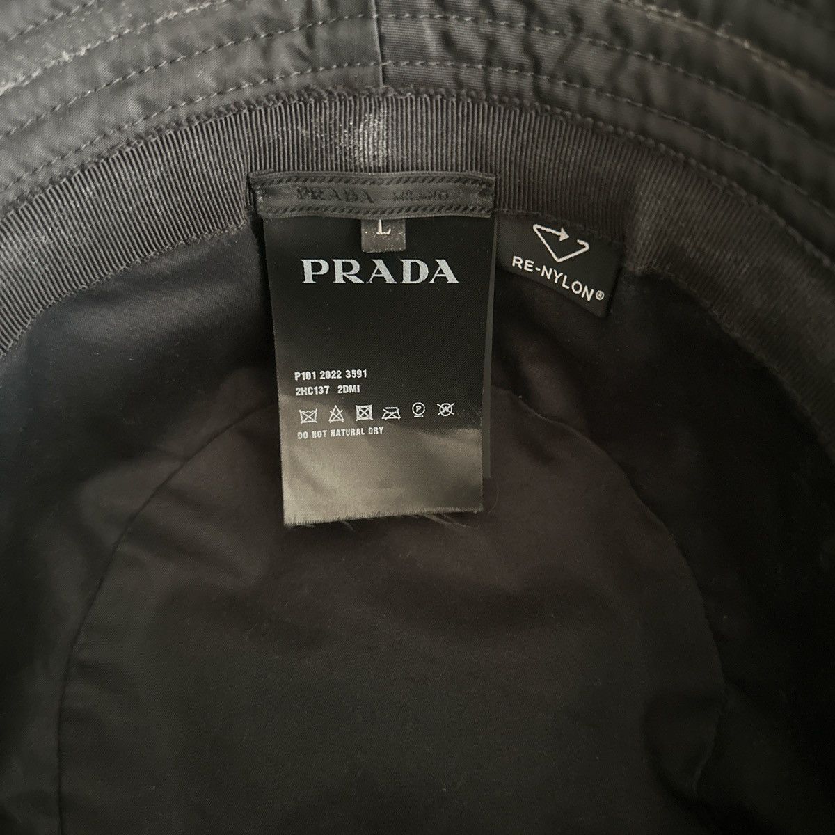 Prada Prada Bucket hat Size ONE SIZE - 2 Thumbnail