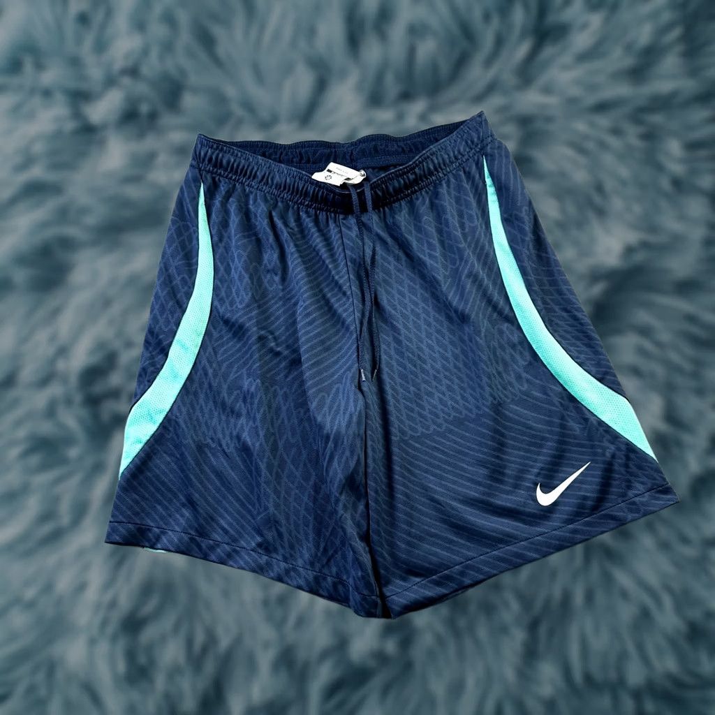 Nike Nike Shorts Mens Medium Blue Soccer Football Strike Drill Academy Practice Size US 31 - 1 Thumbnail