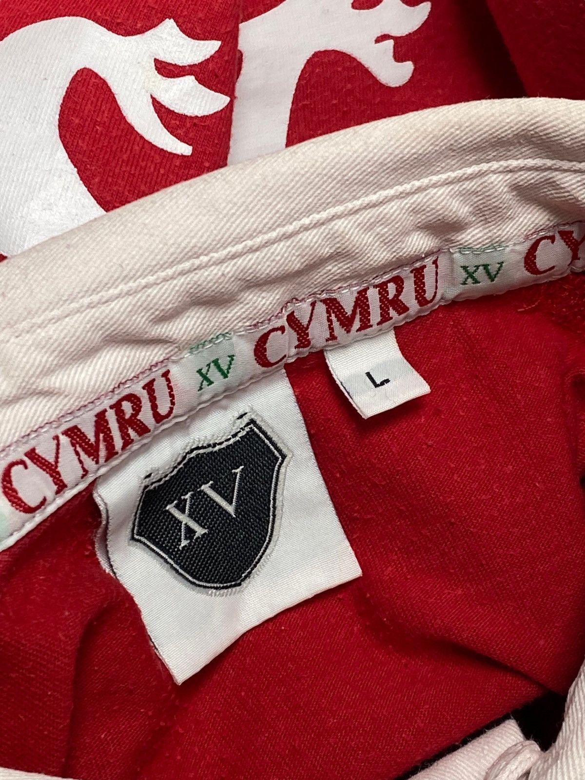Vintage Vintage GYMRU Red Polo Shirt Big Dragon Logo Size US M / EU 48-50 / 2 - 4 Thumbnail