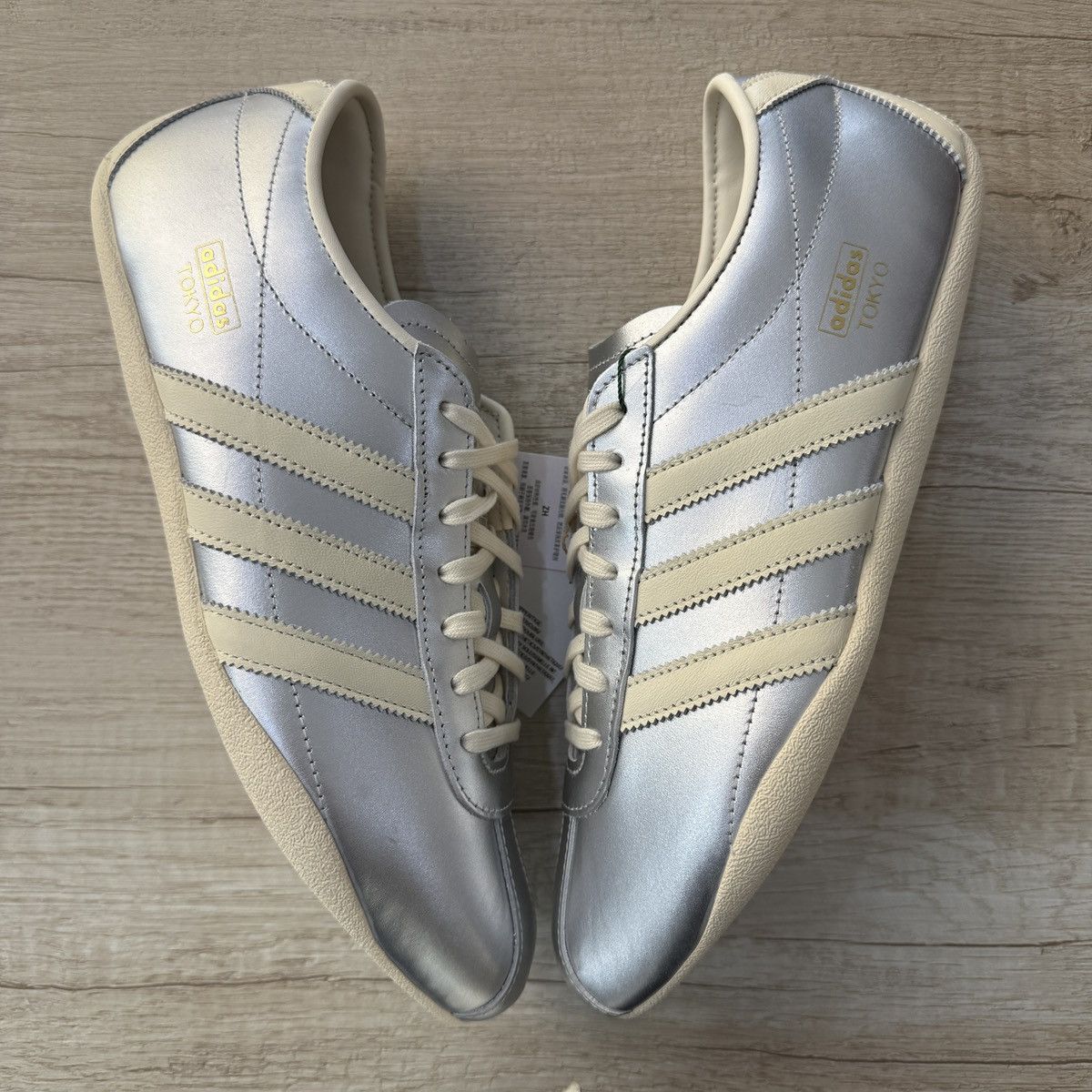 Other Adidas Tokyo Silver Metallic Cream White Size US 11 / EU 44 - 5 Thumbnail
