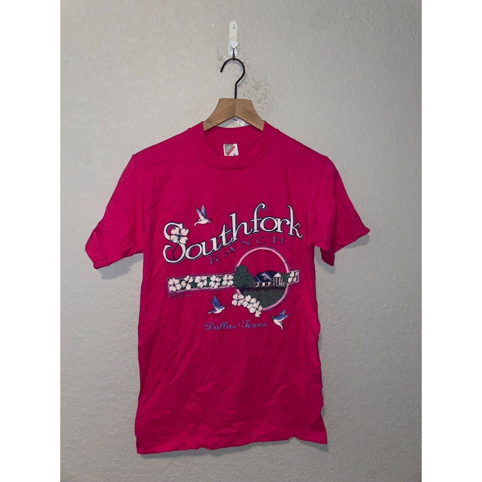 Jerzees Vintage Southfork Ranch Shirt Dallas TX Texas Tee VTG 90s Size US S / EU 44-46 / 1 - 1 Thumbnail