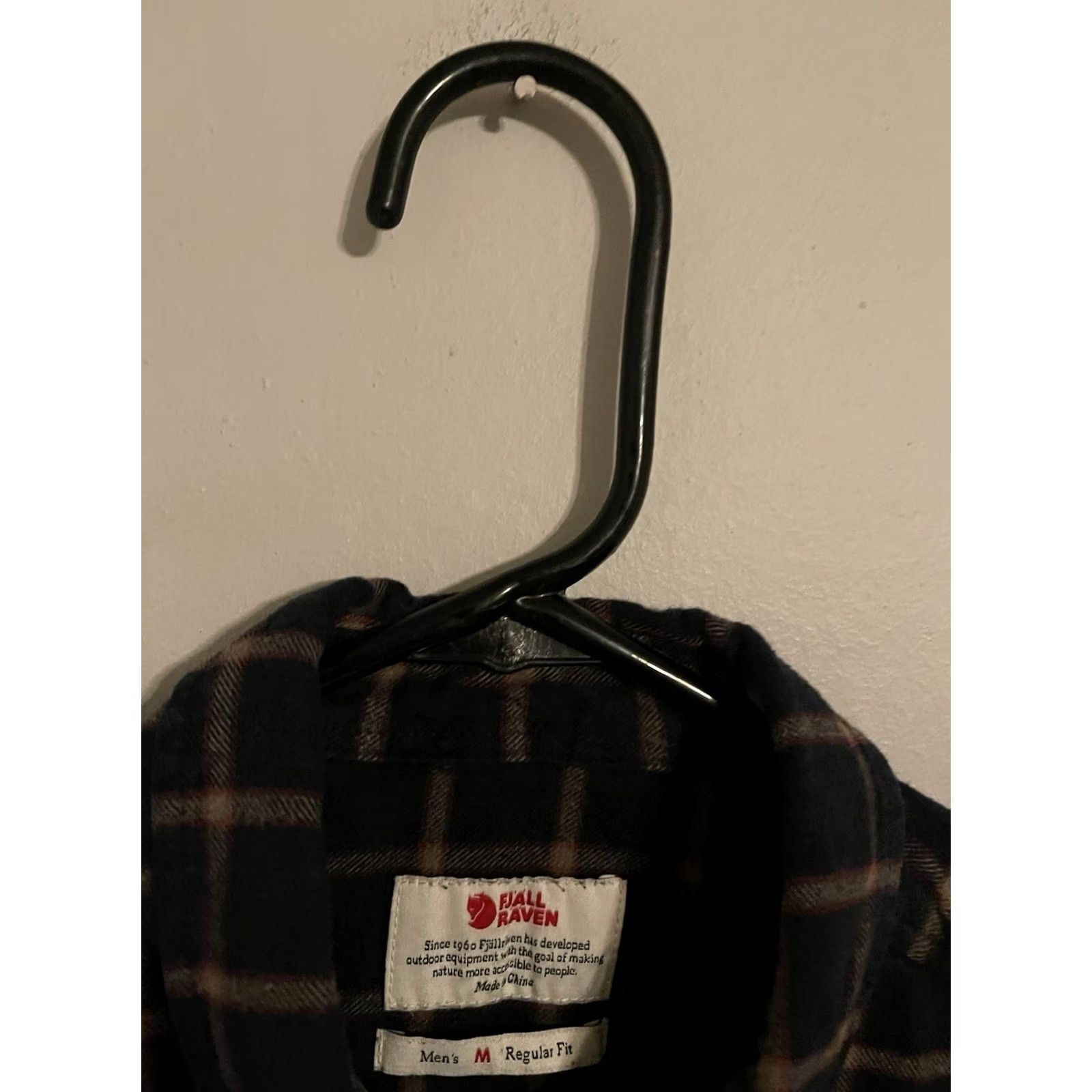 Vintage Fjallraven Ovik Flannel Shirt Men's Medium Navy Blue Check L/S Button Up Size US M / EU 48-50 / 2 - 3 Thumbnail