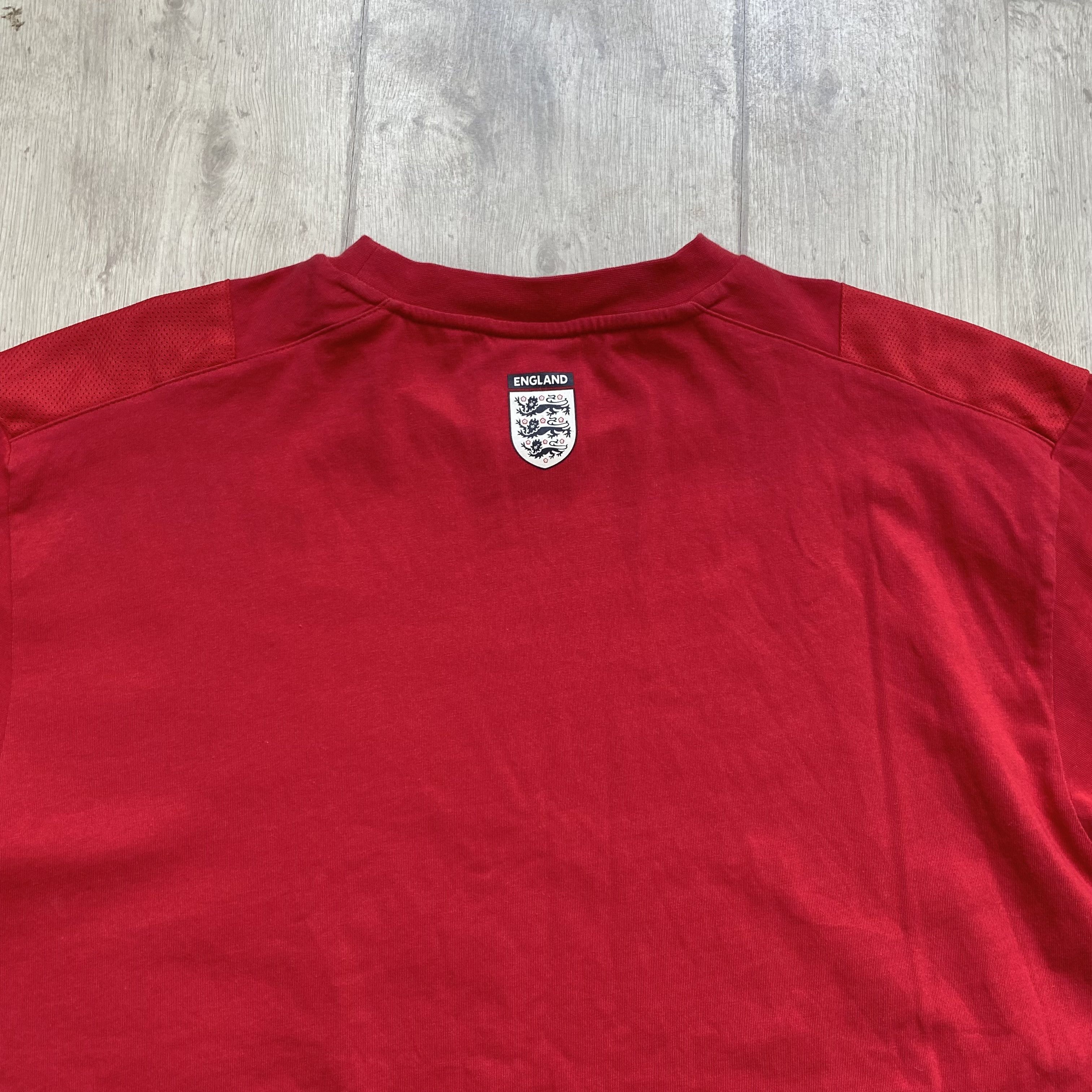Umbro 🏴󠁧󠁢󠁥󠁮󠁧󠁿 Vintage Umbro England Soccer heavy tee logo Size US XL / EU 56 / 4 - 8 Thumbnail