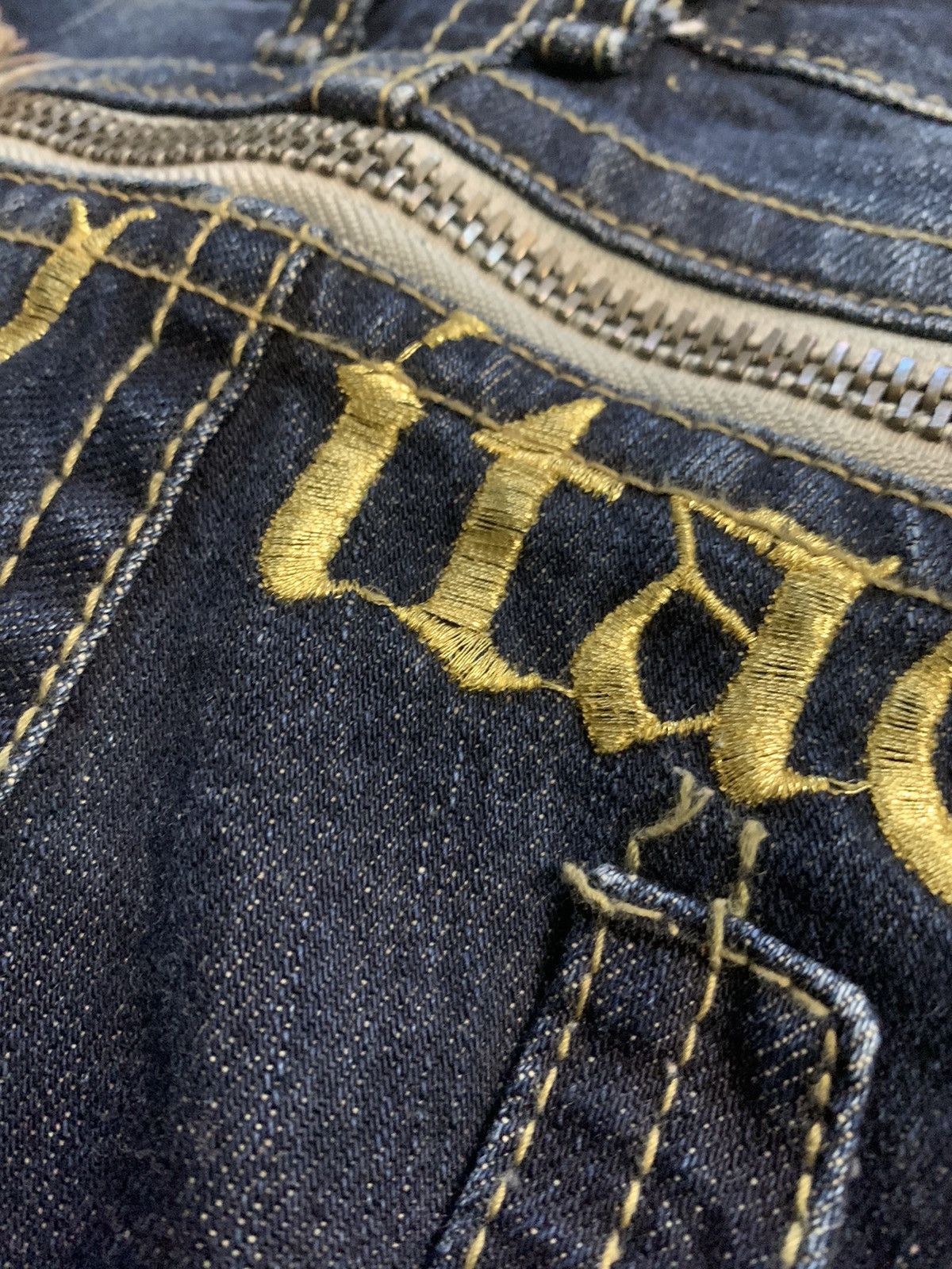 Japanese Brand LOLITA CROWN EMBROIDERY JEANS Size US 34 / EU 50 - 10 Thumbnail