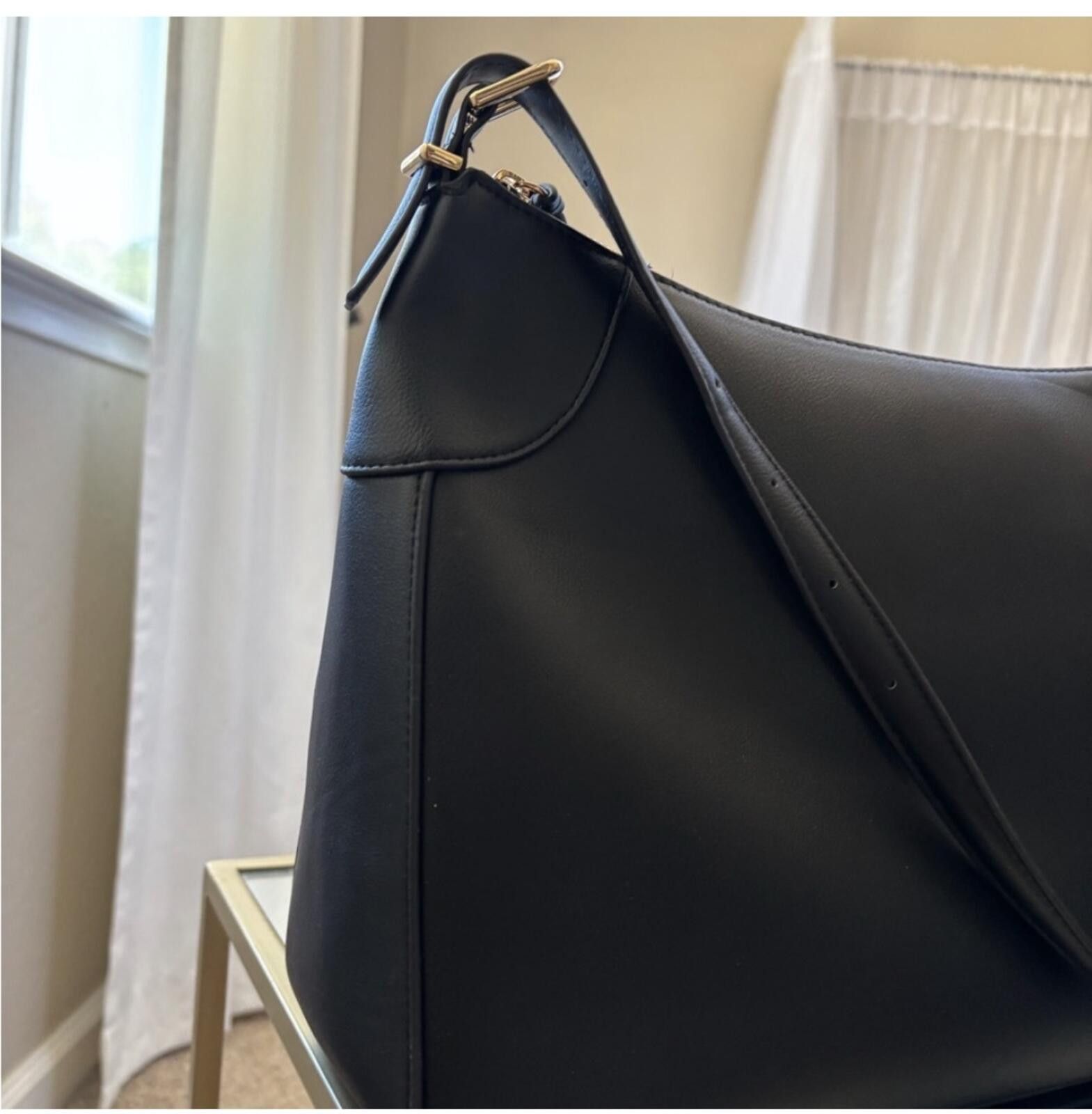 H&M (H&M) Elegant Black Shoulder Bag Size ONE SIZE - 2 Thumbnail
