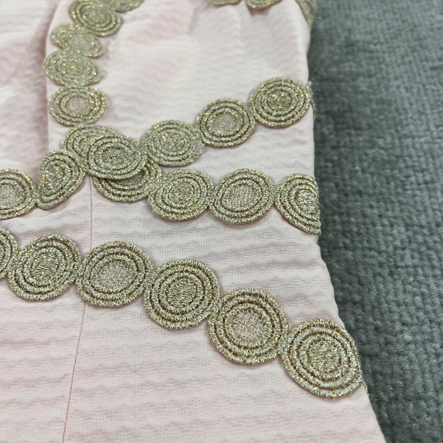 Lilly Pulitzer LILLY PULITZER Dress Womens Size 0 Pearl Shift Paradise Tint Short Pink Gold Size 25" / US 0 / IT 36 - 5 Thumbnail