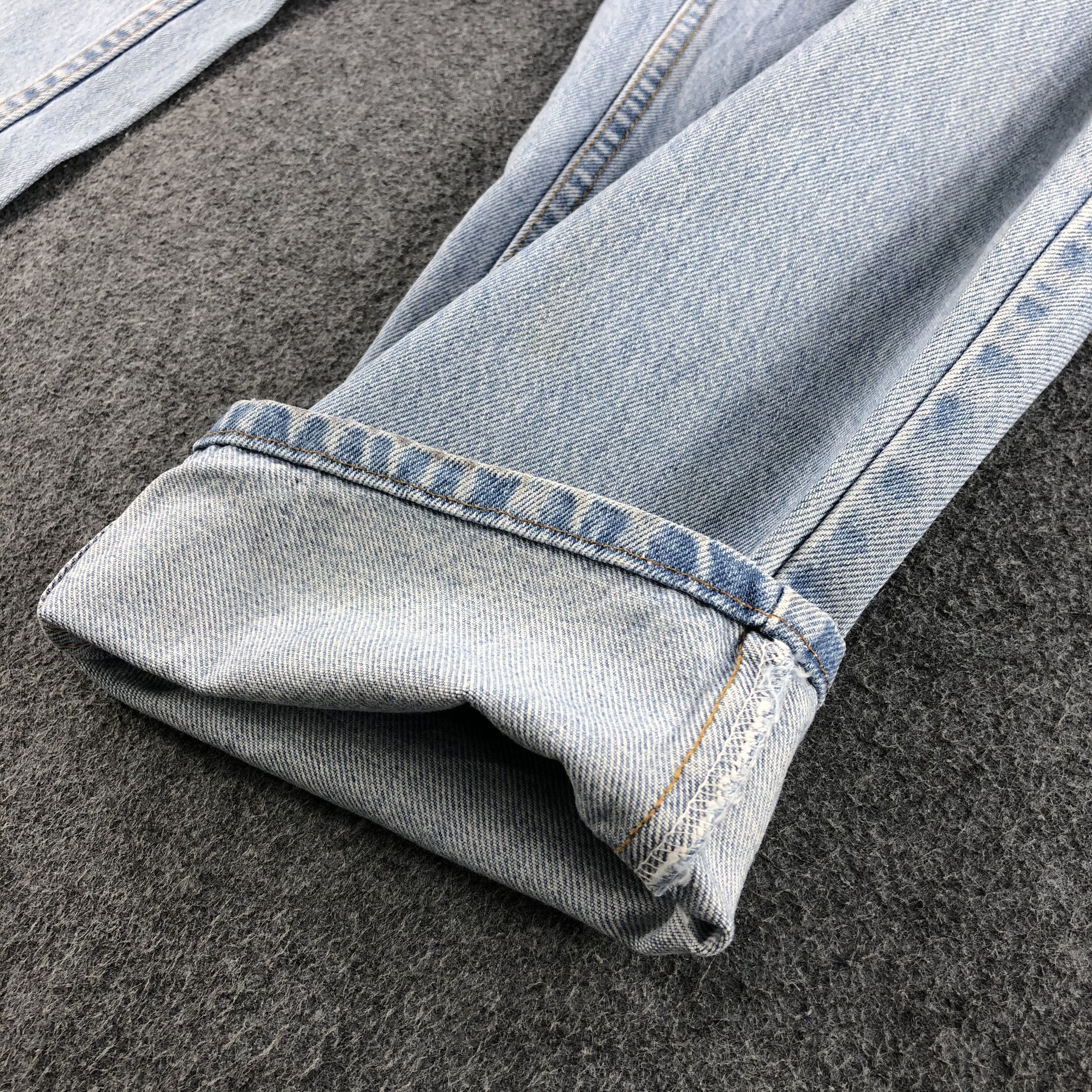 Levi's 90s Vintage Light Wash Levis 560 Jeans- J1350 Size US 31 - 6 Thumbnail
