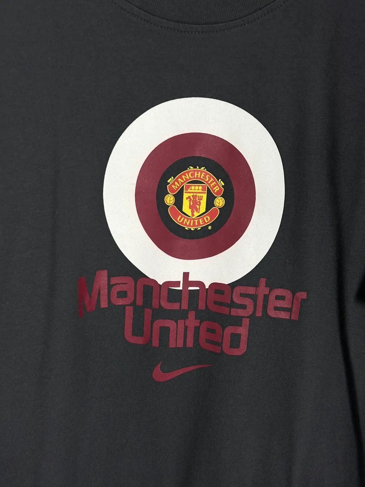 Nike 00s Vintage 2005 Nike x Manchester United T-Shirt In Grey Size US M / EU 48-50 / 2 - 2 Thumbnail