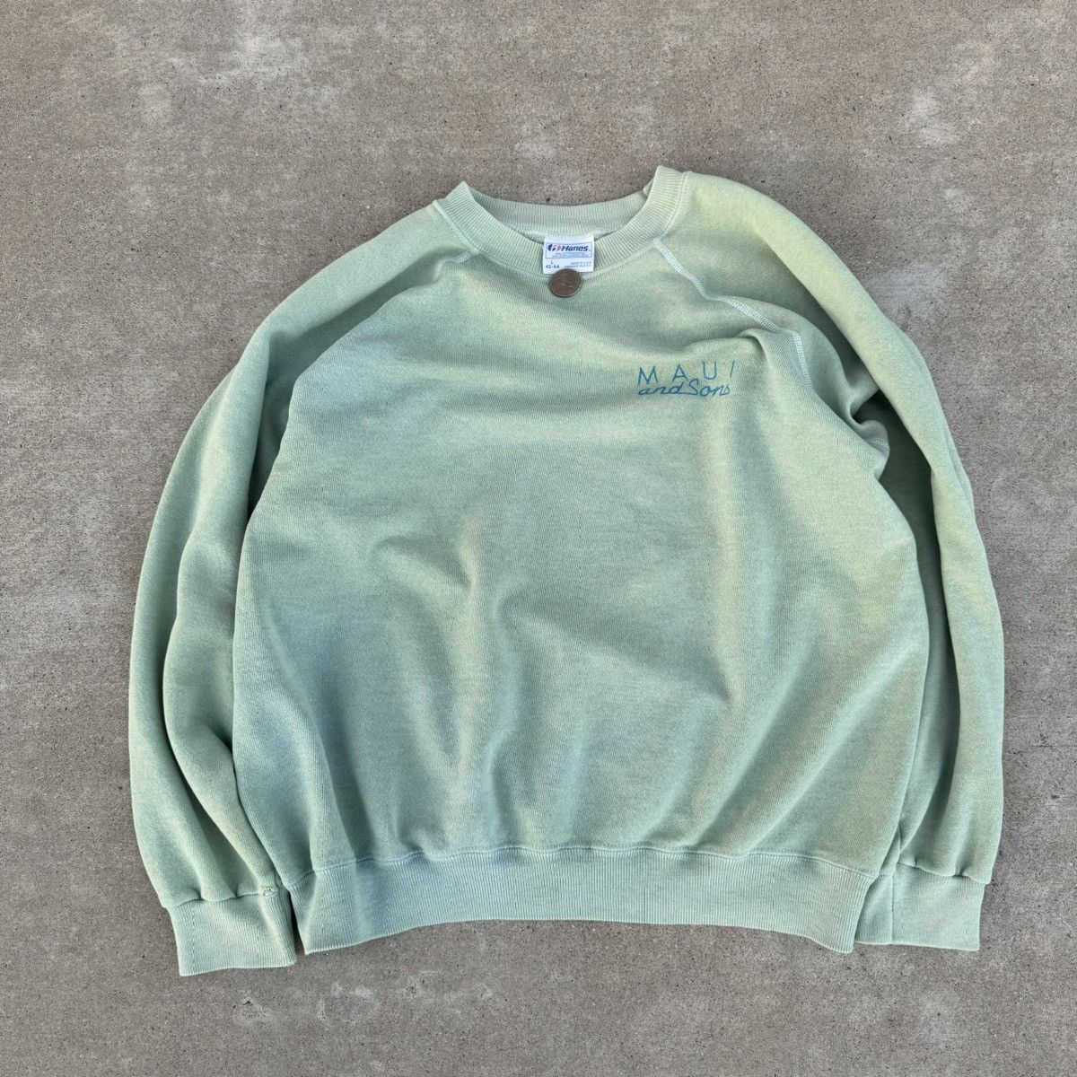 Hanes Vintage 90s USA Made Earth Tone Green Maui Crewneck Fits S Size US S / EU 44-46 / 1 - 1 Thumbnail