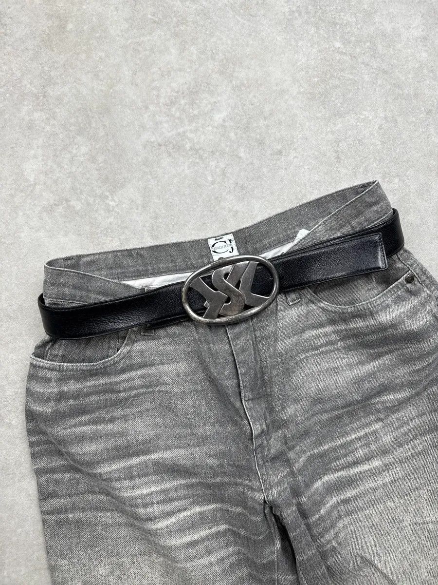 Yves Saint Laurent [RUNWAY] AW2003 Yves Saint Laurent Black Leather Oval Metallic Buckle Belt Size ONE SIZE - 1 Thumbnail