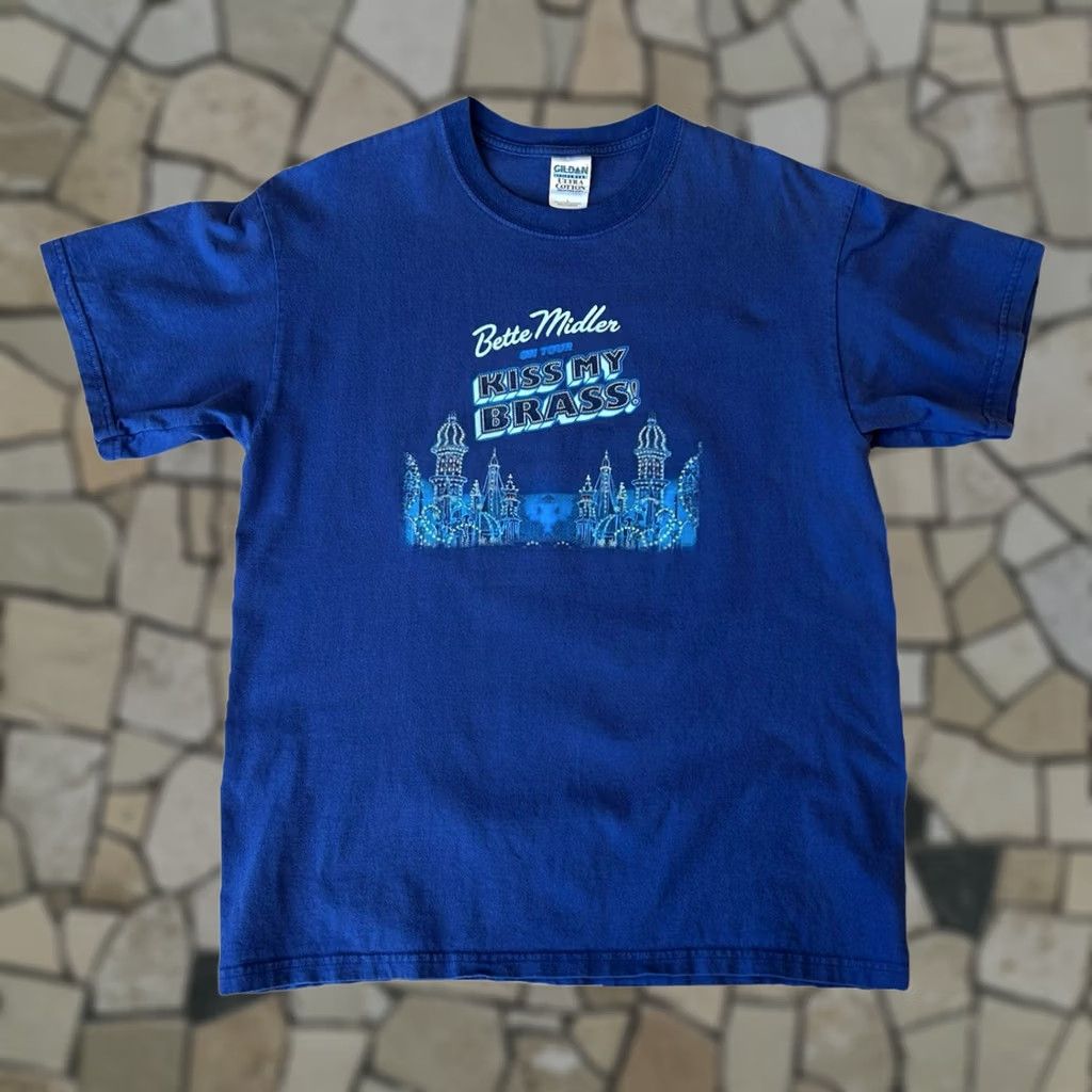 Gildan Vintage Bette Midler Kiss My Brass Tour Tee Blue T-Shirt Short Sleeve Size Large Size US L / EU 52-54 / 3 - 1 Thumbnail