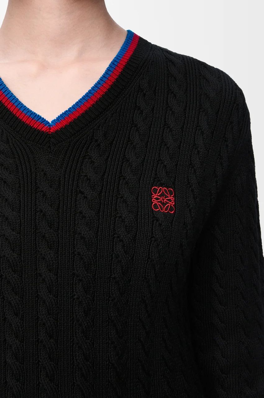 o1loc1c0525 Sweaters in Black