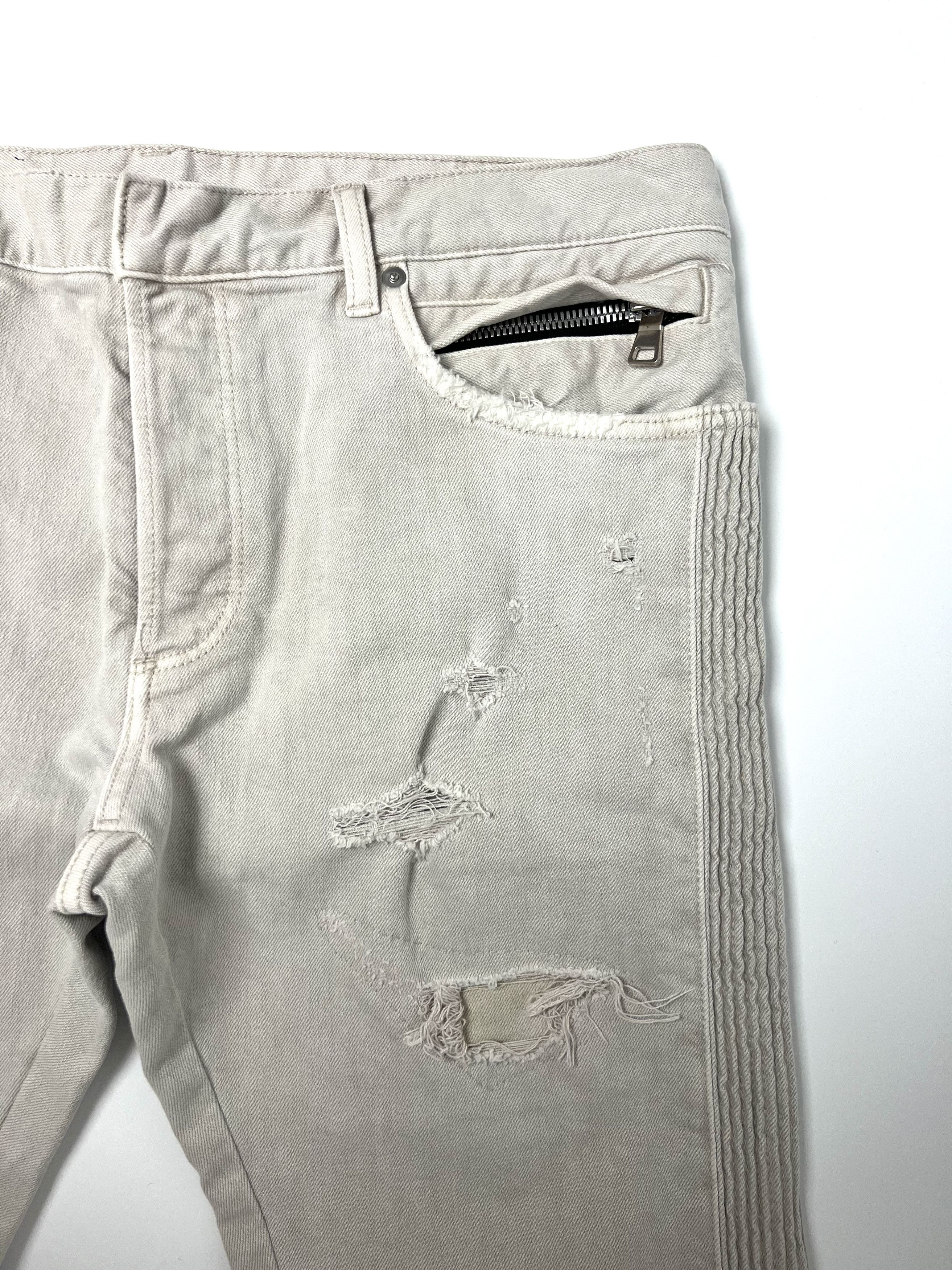 Balmain 1625$ NWT, BALMAIN LIGHT GREY DISTRESSED RIBBED DENIM JEANS Size US 34 / EU 50 - 14 Thumbnail