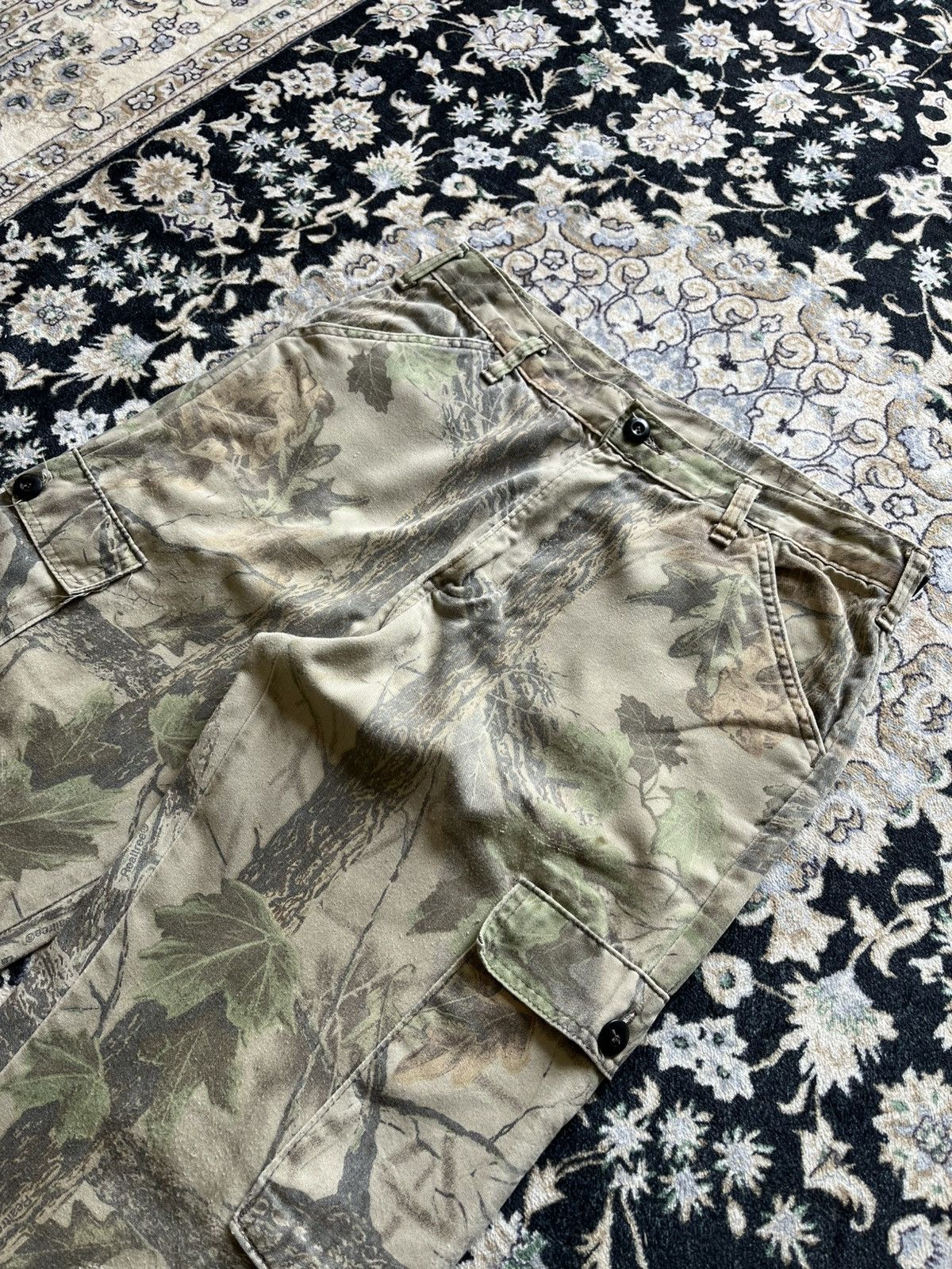 Liberty Vintage 90s Liberty x Realtree Camo Utility Cargo Pants Size US 35 - 2 Thumbnail