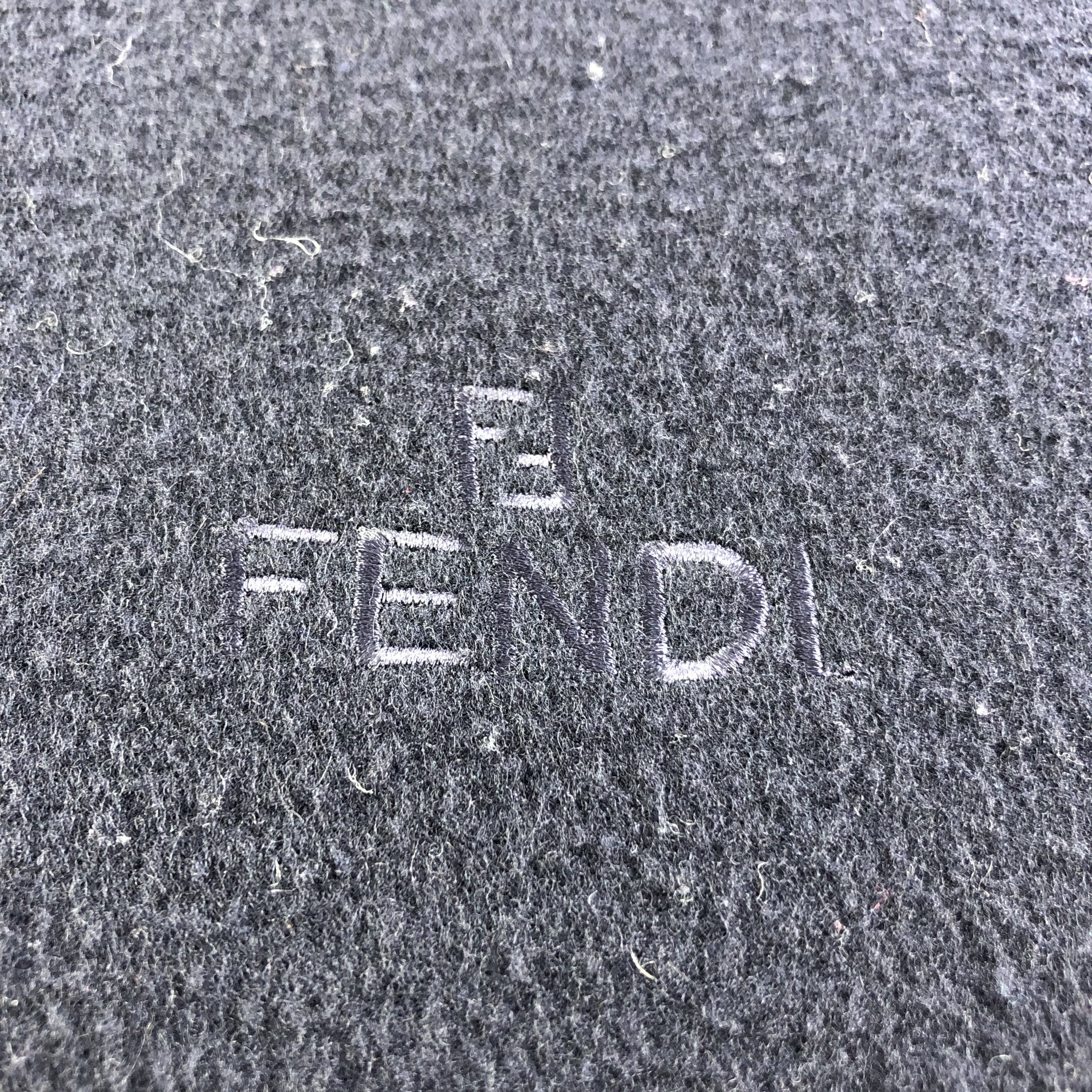 Fendi Fendi Plain Wool Scarf Muffler Neck Wrap V1725 Size ONE SIZE - 4 Thumbnail