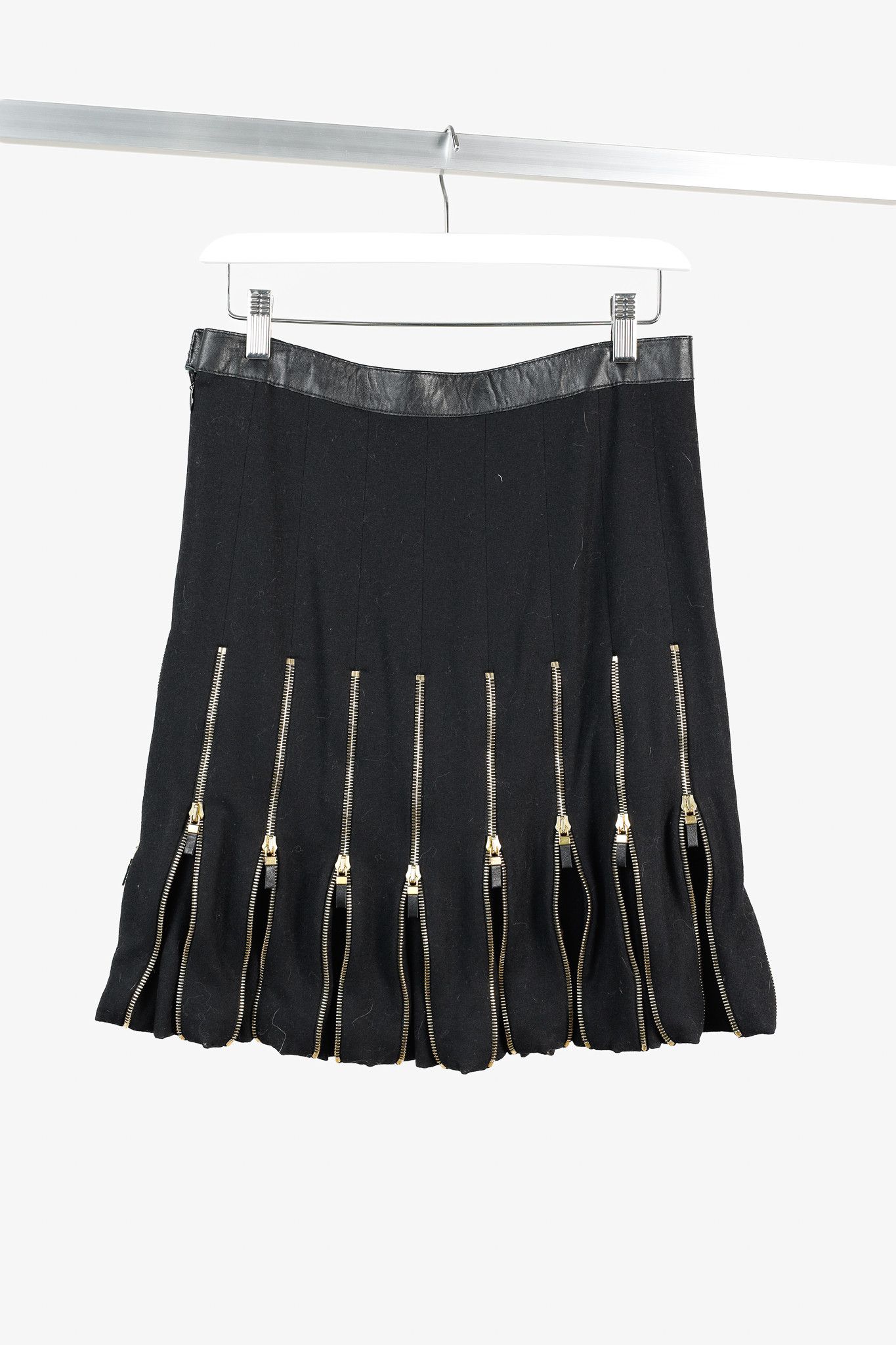 McQ Alexander McQueen Alexander McQueen Black Wool Leather-Trim Zippered-Hem Skirt Size 27" / US 4 / IT 40 - 2 Thumbnail