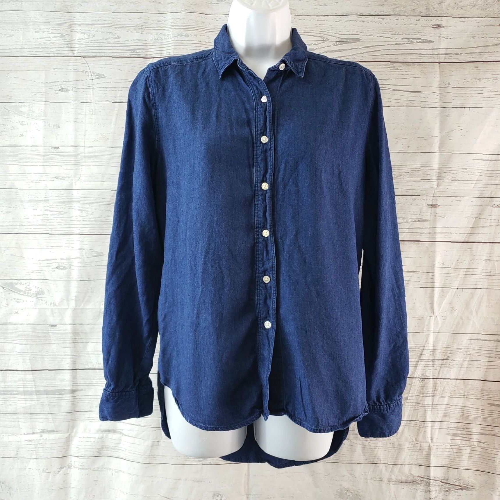 Ann Taylor Ann Taylor LOFT Shirt Womens Small Blue Long Sleeve Button-Up Rayon Blend Size S / US 4 / IT 40 - 2 Thumbnail