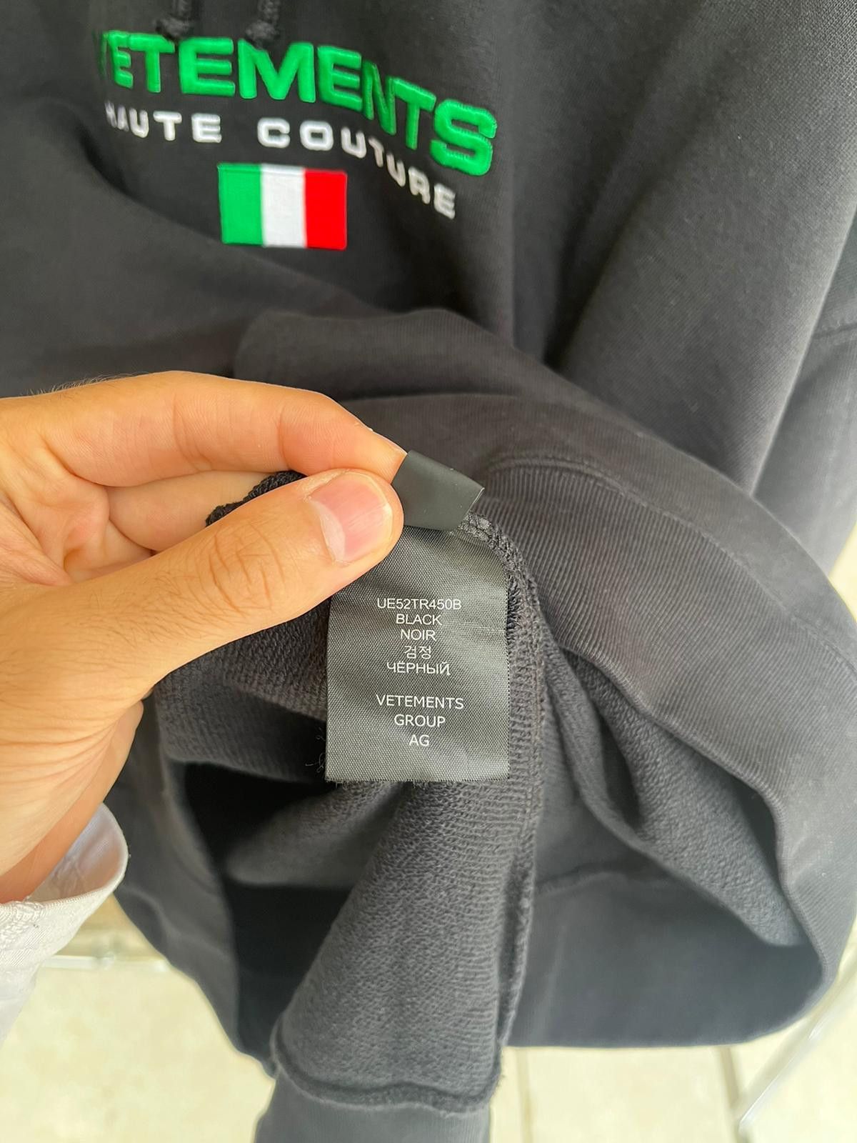 Vetements Vetements Italy Logo Hoodie Size US S / EU 44-46 / 1 - 10 Thumbnail