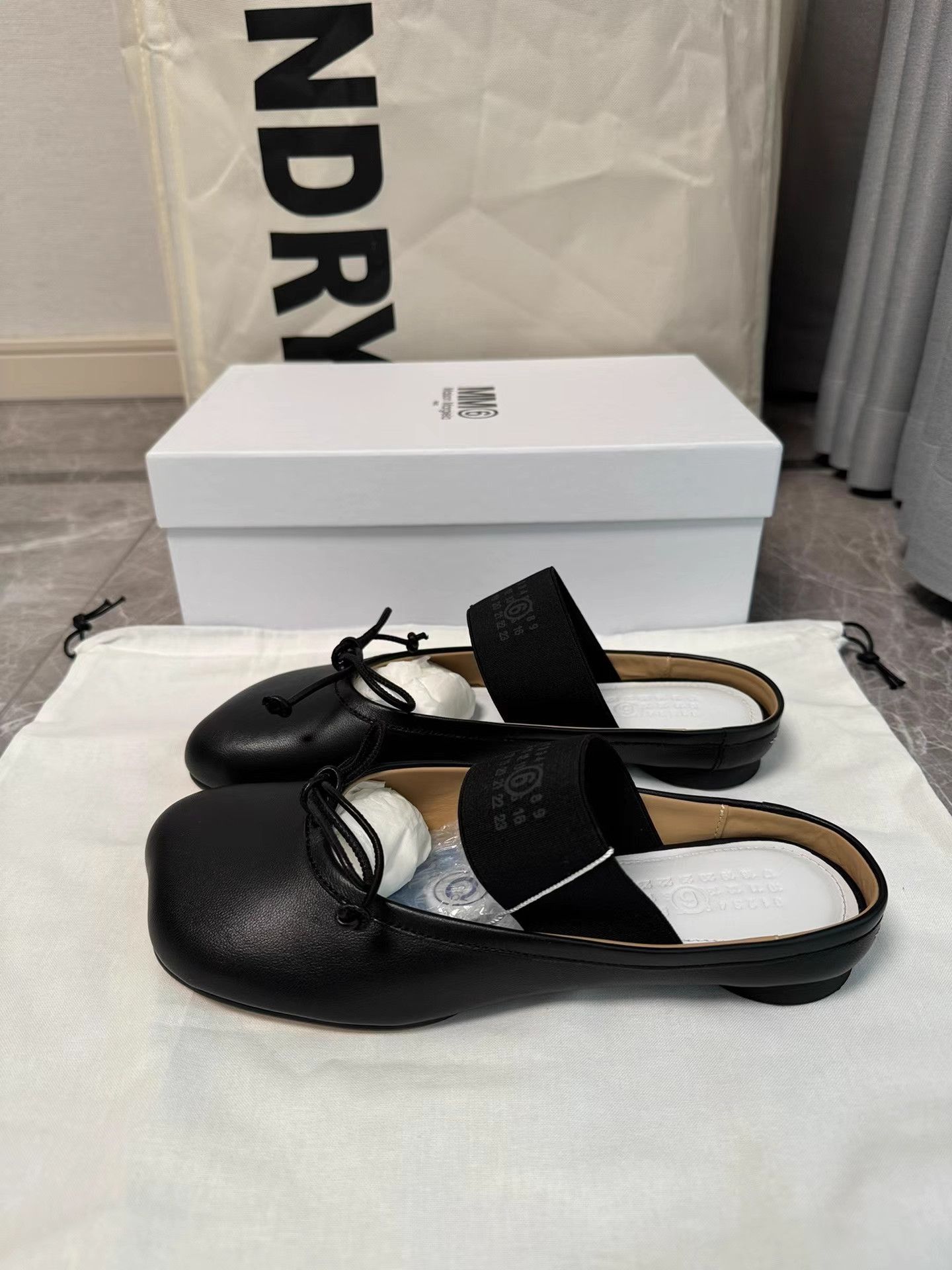 Maison Margiela Maison Margiela Lace-Up Ballet Flats Slides K6 Size US 6 / IT 36 - 1 Thumbnail