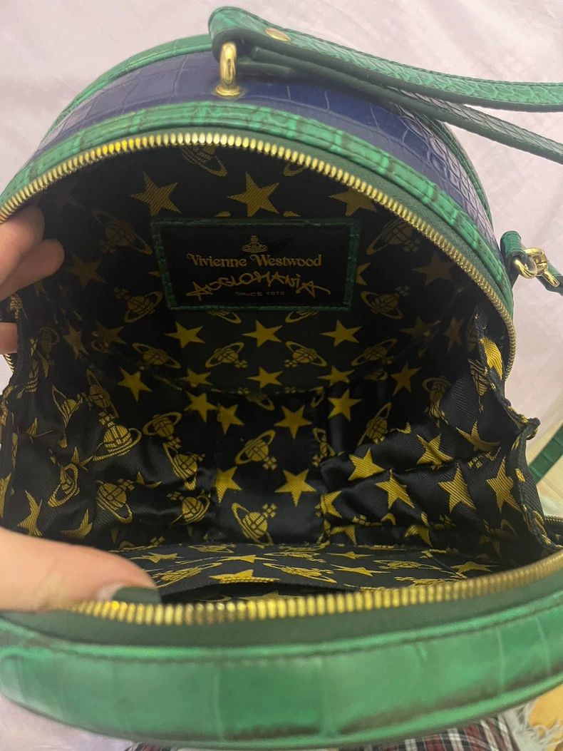 Vivienne Westwood Vivienne Westwood size os Saturn blue-green striped crocodi Size ONE SIZE - 6 Thumbnail