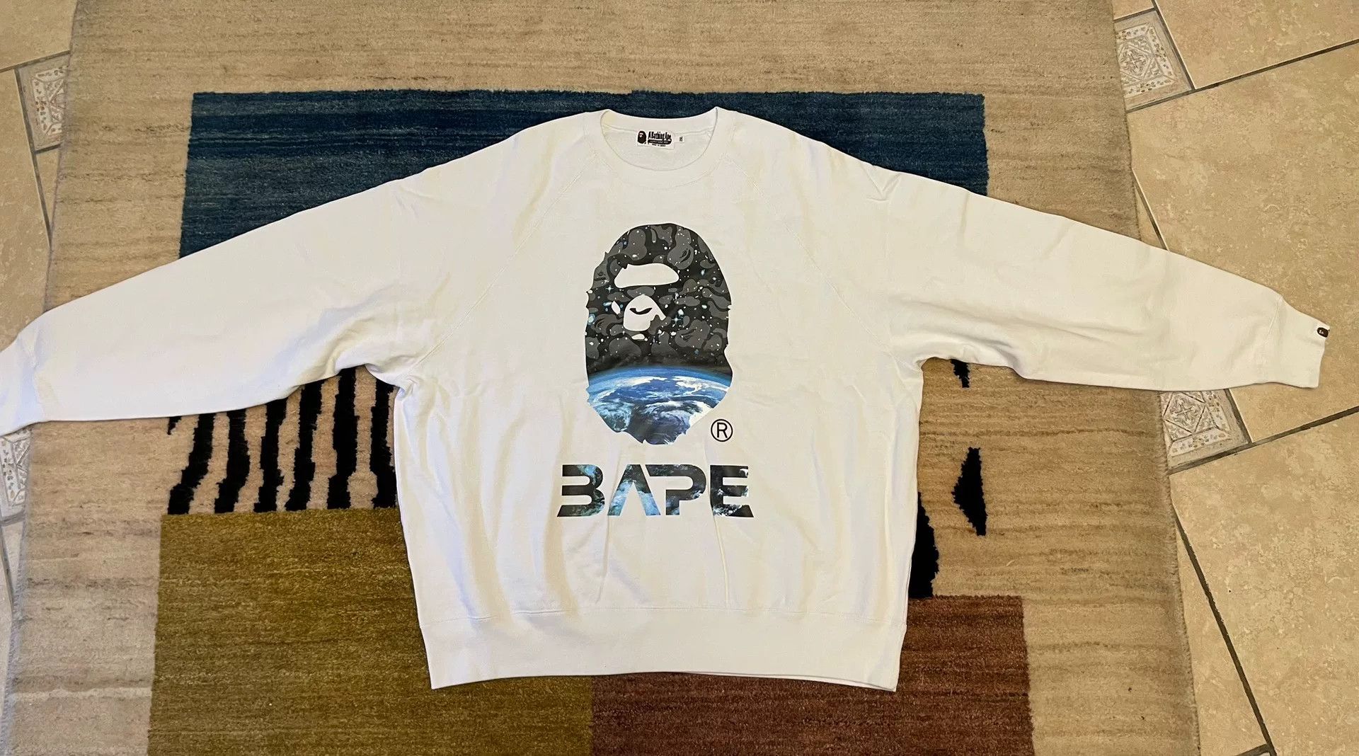 Bape Bape Galaxy Camo Crewneck Sweatshirt Size US XXL / EU 58 / 5 - 1 Thumbnail