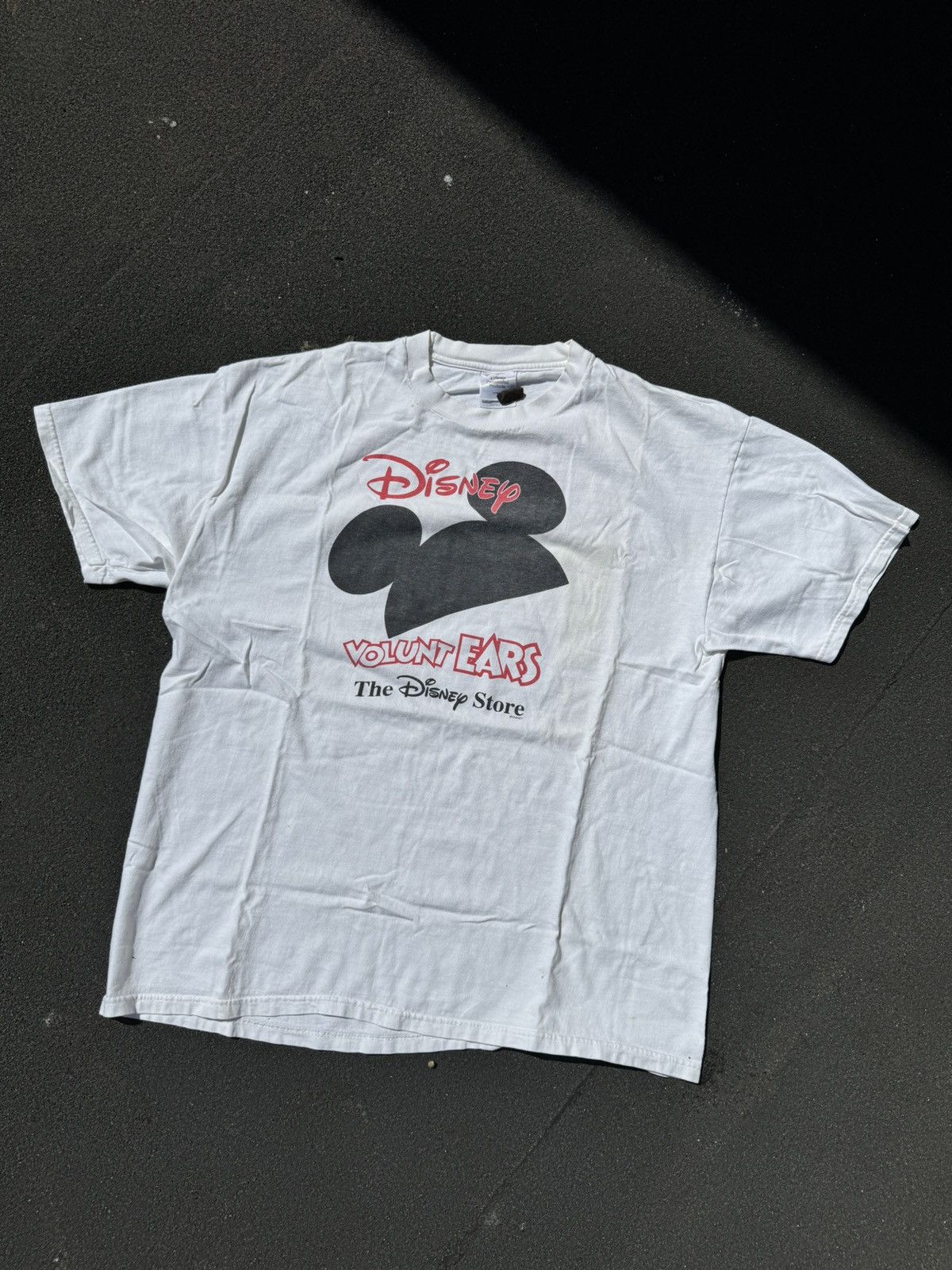 Disney × Vintage Vintage 90s Disney Official Volunteers Hanes Tee Size US XL / EU 56 / 4 - 1 Thumbnail