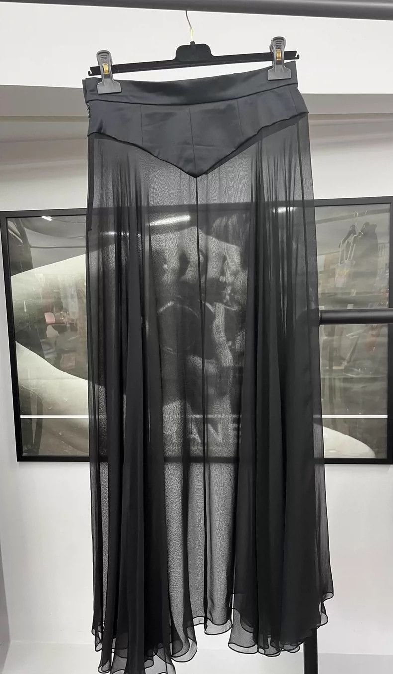 Chanel Chanel Light tulle skirt Size 25" / US 0 / IT 36 - 2 Thumbnail