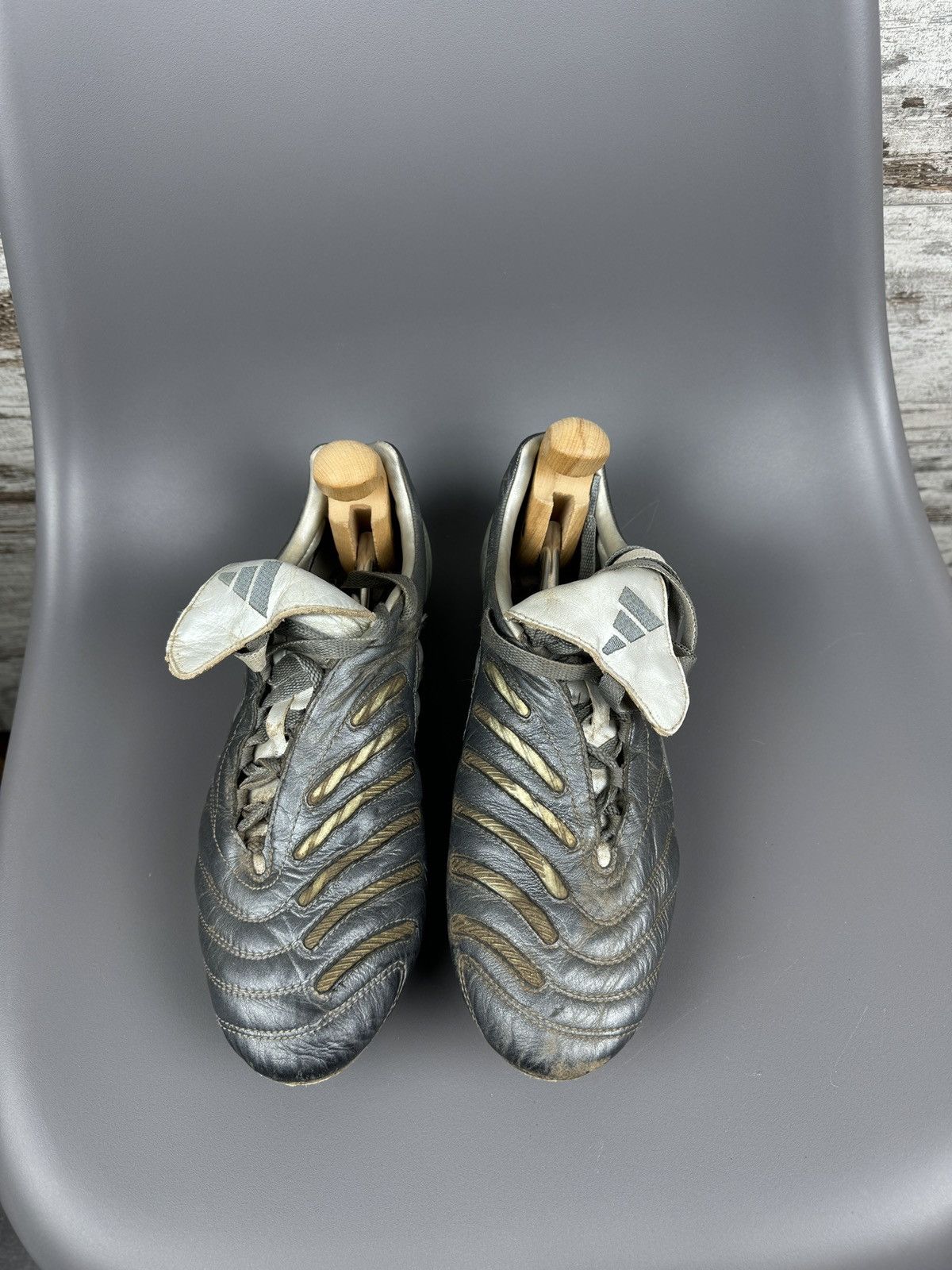 Adidas Mens Vintage Adidas Predator soccer boots sneakers rare Size US 9 / EU 42 - 8 Thumbnail