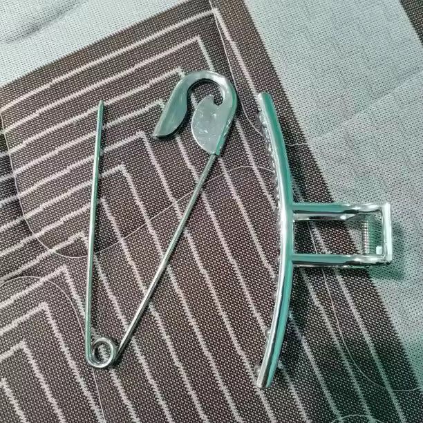 Jewelry Large Metal Pin Hair Claws Size ONE SIZE - 2 Thumbnail