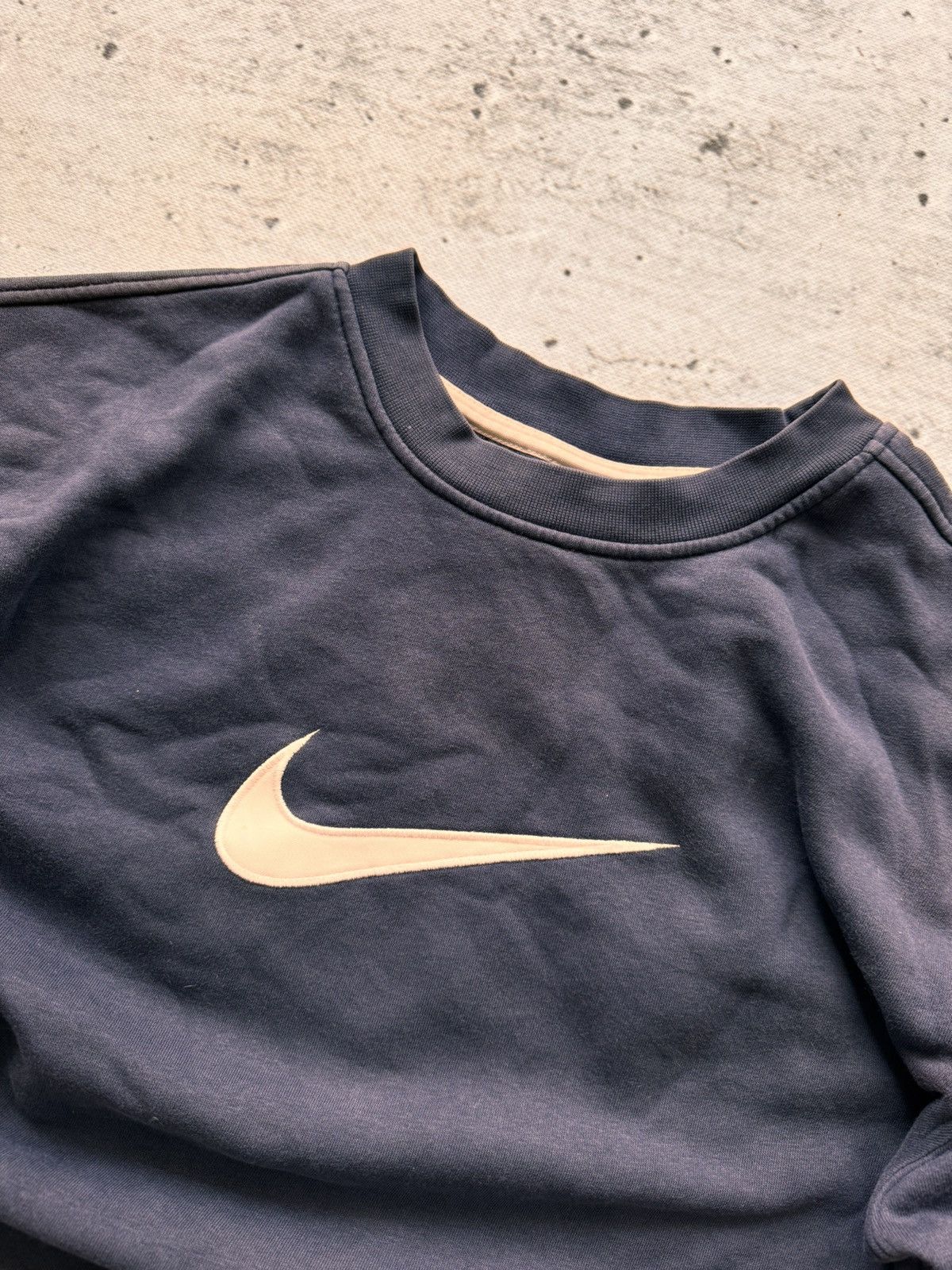 Nike × Vintage NIKE VINTAGE CENTER LOGO OVERSIZE BOXY SWEATSHIRT Size US XL / EU 56 / 4 - 4 Thumbnail