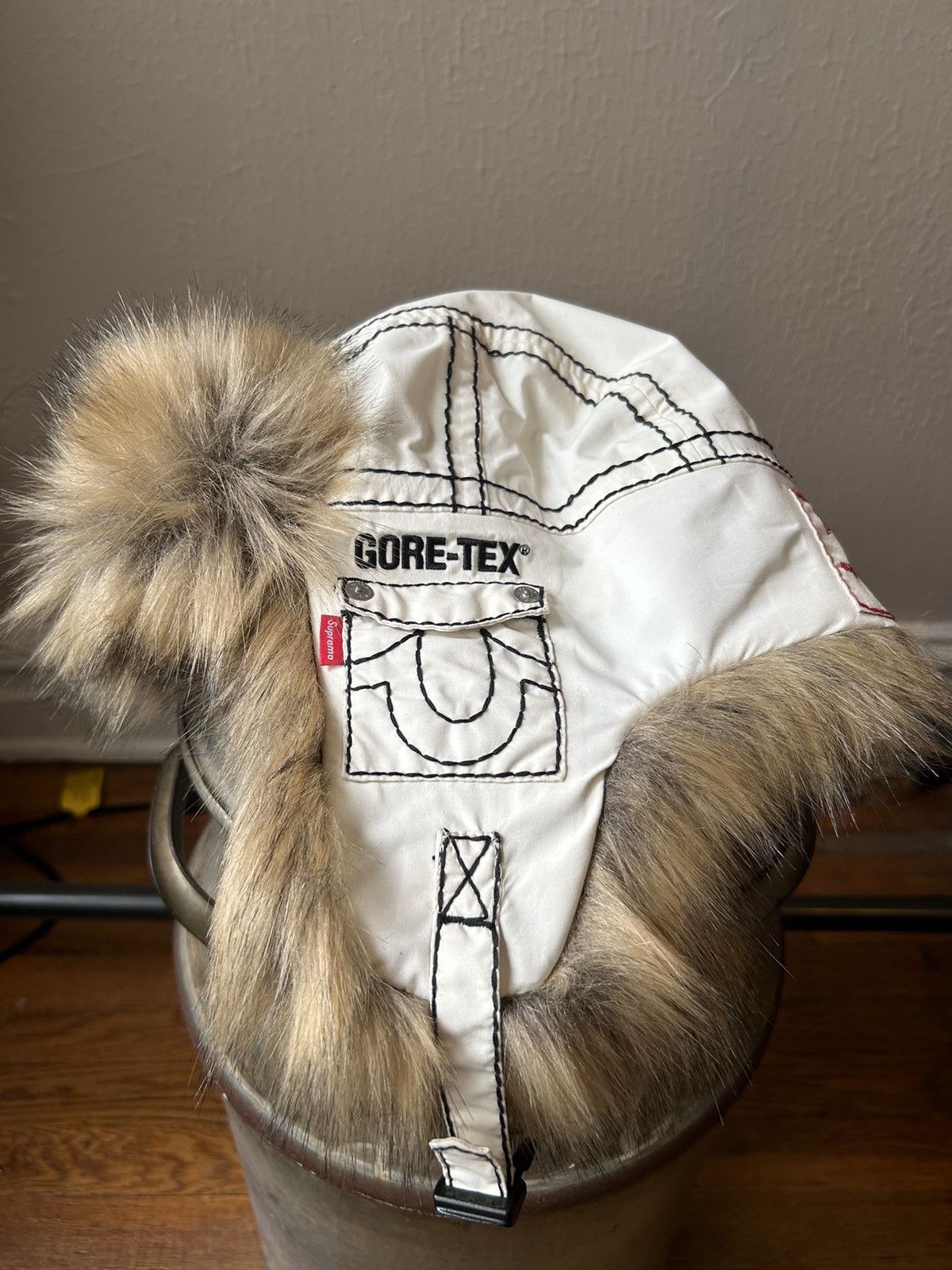 Supreme × True Religion Supreme/True Religion GORE-TEX Supreme × True Religion Supreme/True Religion GORE-TEX