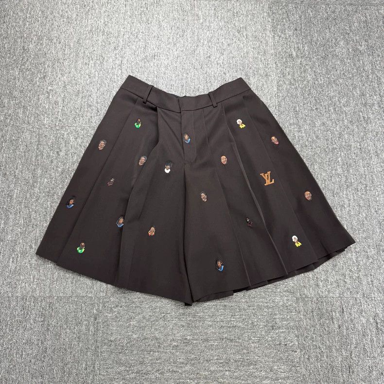 Louis Vuitton Louis Vuitton Embroidered Pleated Shorts - dmc Size US 38 / EU 54 - 1 Thumbnail