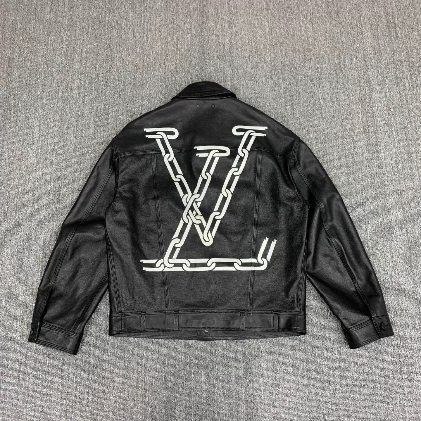 Louis Vuitton LV Black Back Large Logo Leather Jacket 48 95 New Size US M / EU 48-50 / 2 - 2 Thumbnail
