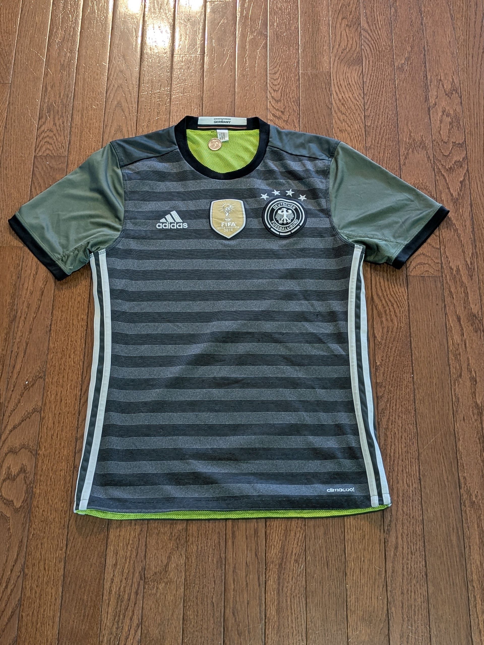 Adidas Germany 2016 -17 Away Reversible Soccer Adidas Jersey Size S Size US S / EU 44-46 / 1 - 1 Thumbnail