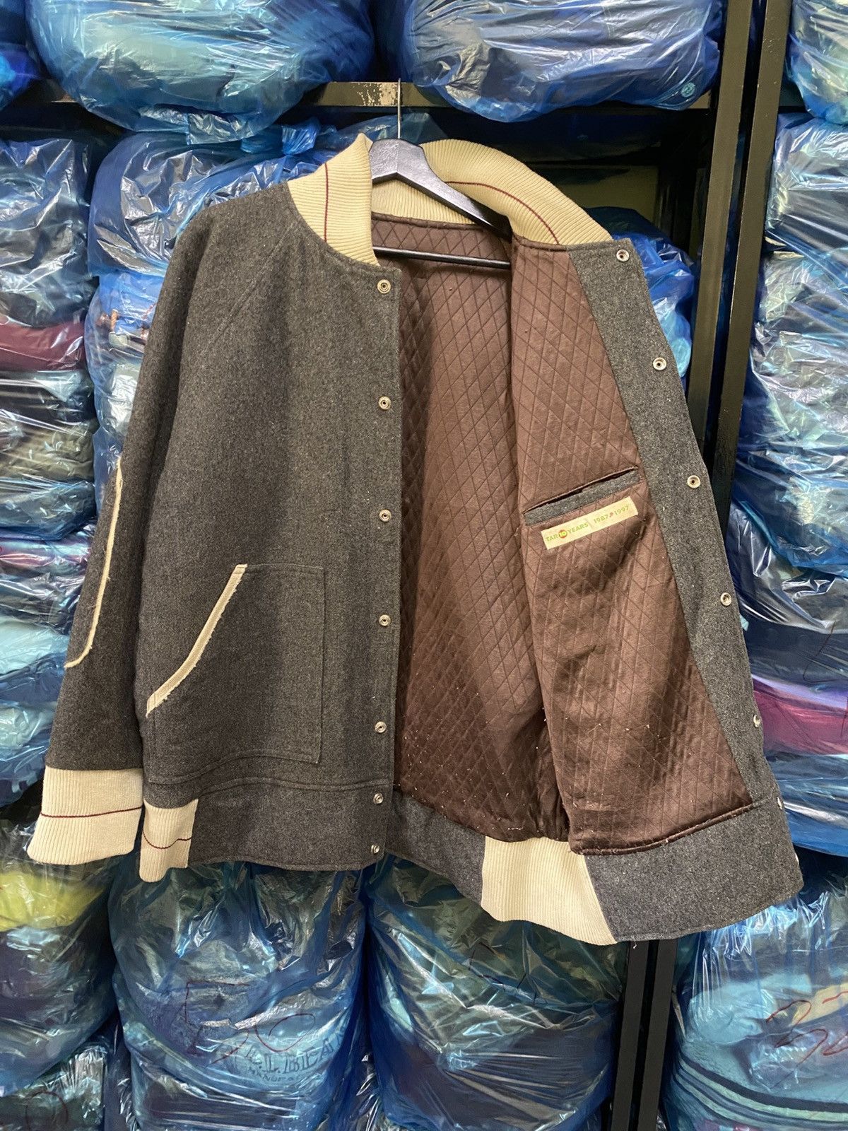 Japanese Brand VINTAGE TAR 1997 URBAN NOMAD VARSITY JACKET Size US L / EU 52-54 / 3 - 6 Thumbnail