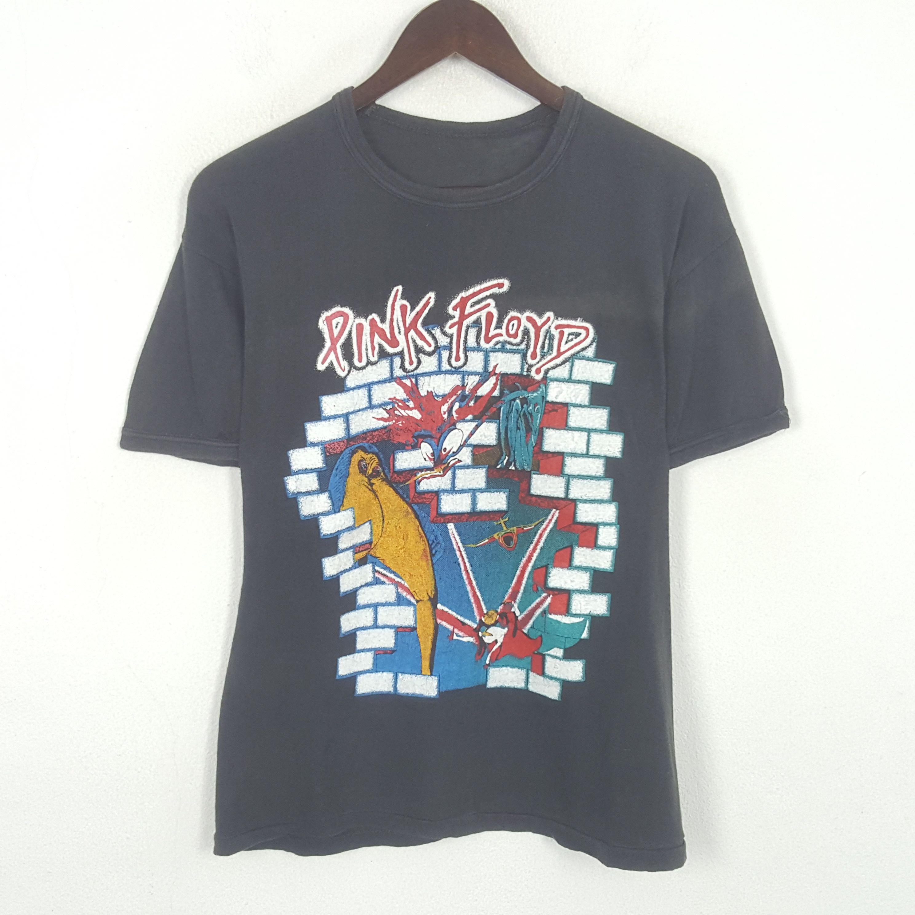 Band Tees Vintage Pink Floyd American Rock Band Tshirt Size US M / EU 48-50 / 2 - 1 Thumbnail