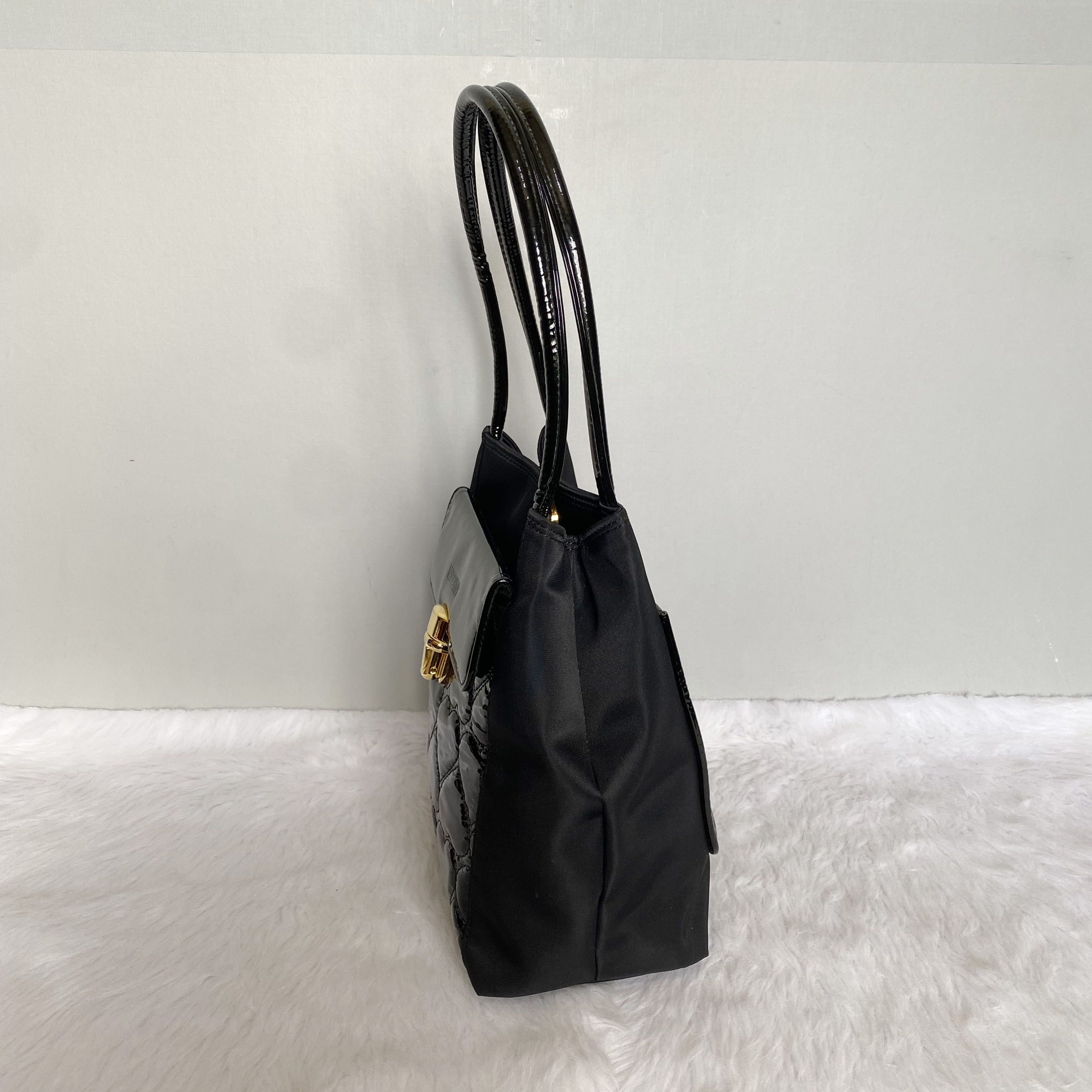 Moschino × Vintage Vintage Black Heart Quilted Leather Nylon Tote Bag Size ONE SIZE - 3 Thumbnail