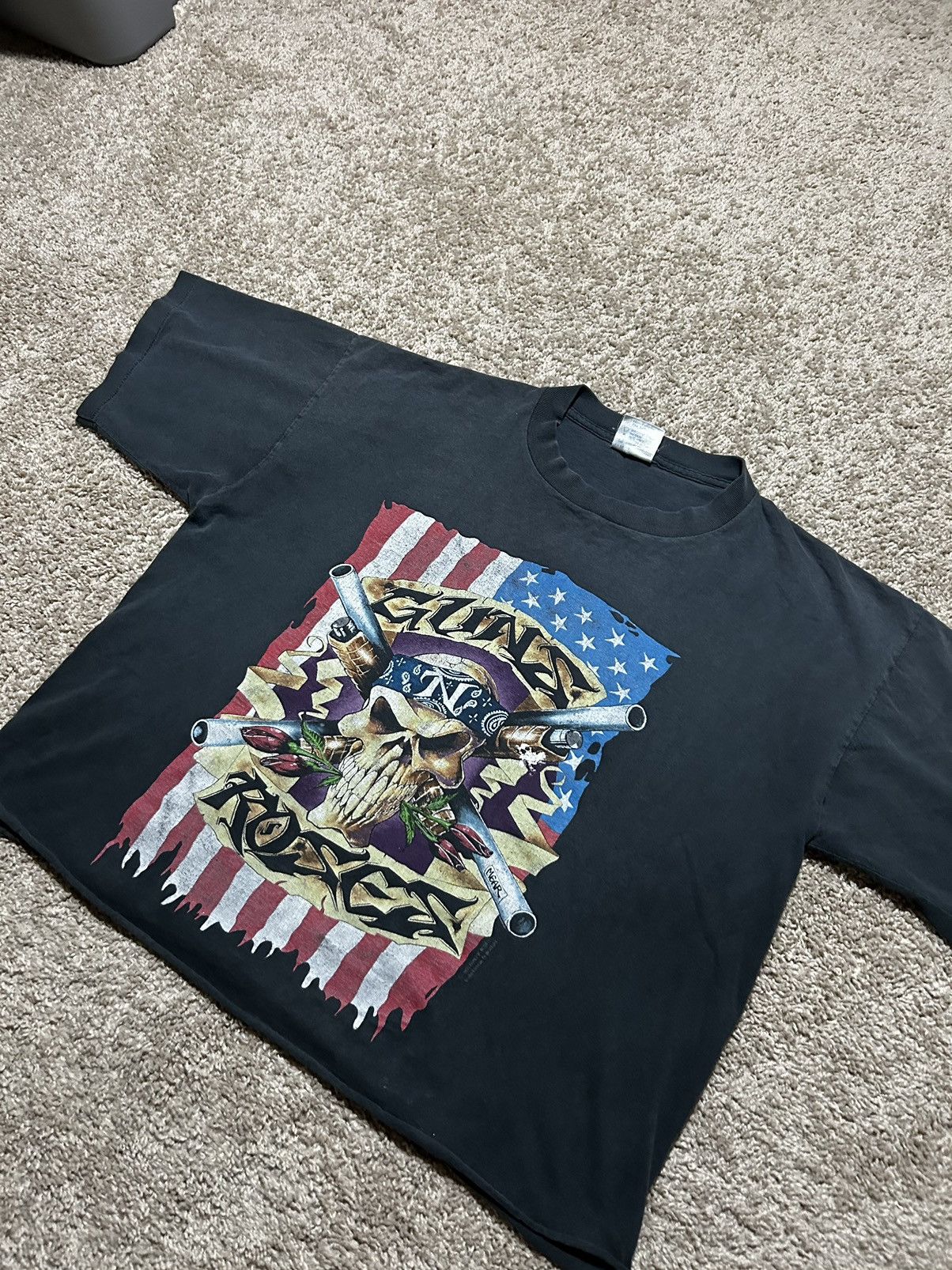 Brockum Vintage 1991 Guns N Roses Use Your Illusion Tour tee Size US XL / EU 56 / 4 - 1 Thumbnail