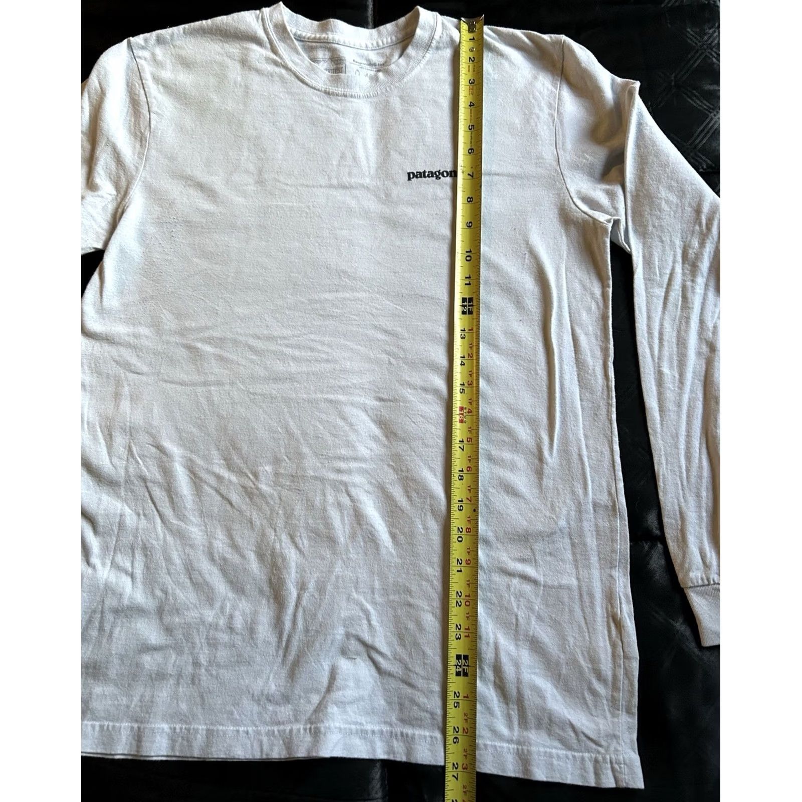 Patagonia Patagonia Shirt Mens XS White Responsibili Tee P-6 Logo Uprisal Long Sleeve Size US S / EU 44-46 / 1 - 5 Thumbnail