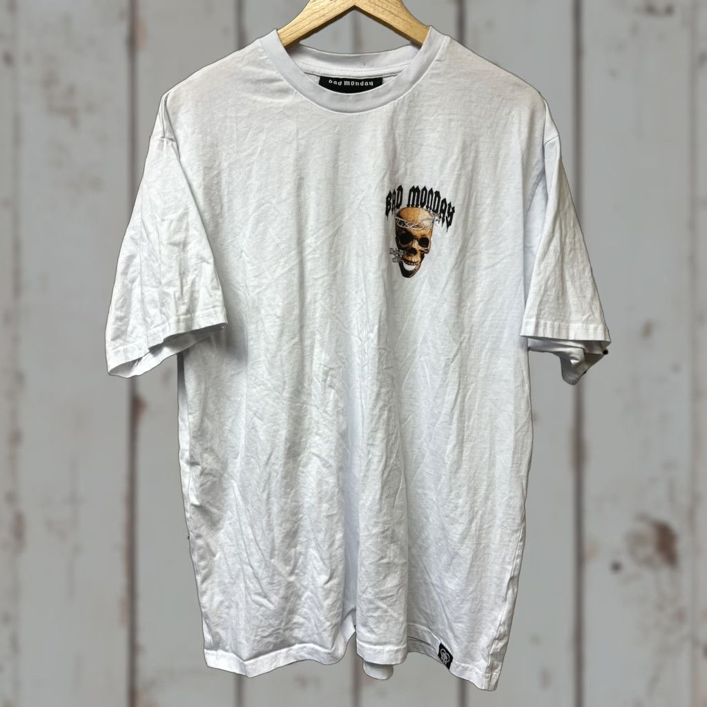 Vintage Bad Monday T-Shirt Dark side Of Life Skull Tee White Short Sleeve XL Men Crew Neck Vintage? No (remove question) Size US XL / EU 56 / 4 - 1 Thumbnail