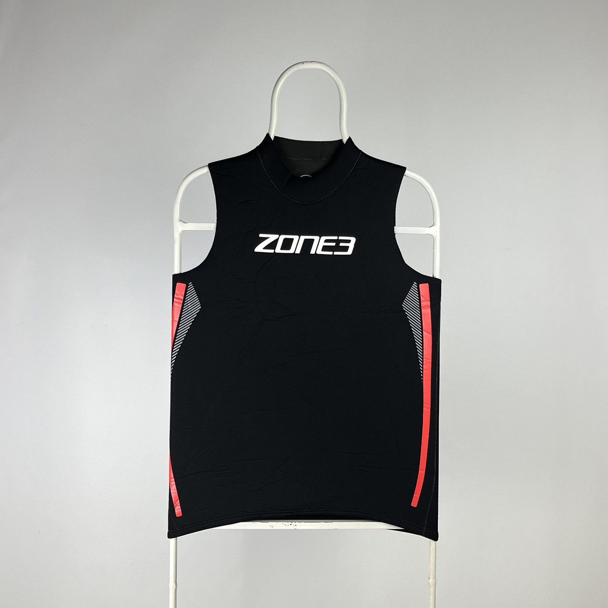 Other Zone3 wetsuit tank top size XLARGE Size US XL / EU 56 / 4 - 1 Thumbnail