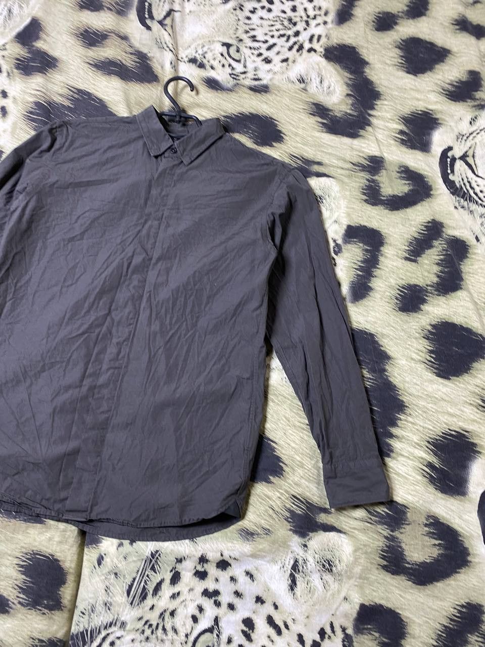 Japanese Brand × Uniqlo Uniqlo designer luxury streetwear shirt Size US XS / EU 42 / 0 - 10 Thumbnail
