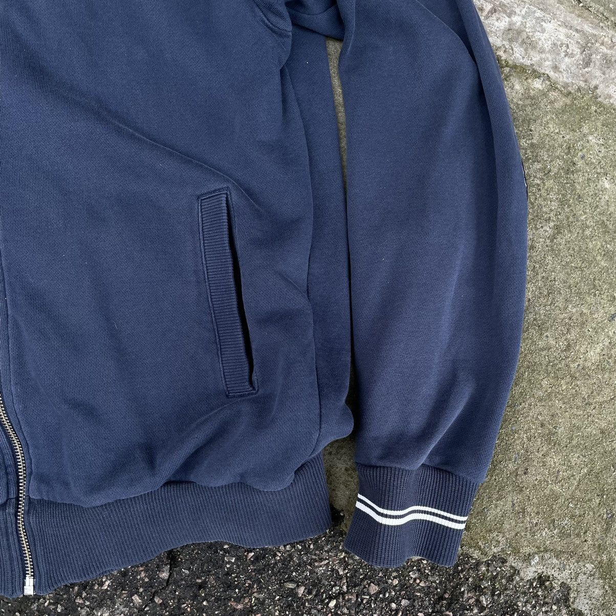 Fred Perry Vintage Fred Perry Zip Hoodie Size S Navy Streetwear casual Size US S / EU 44-46 / 1 - 6 Thumbnail