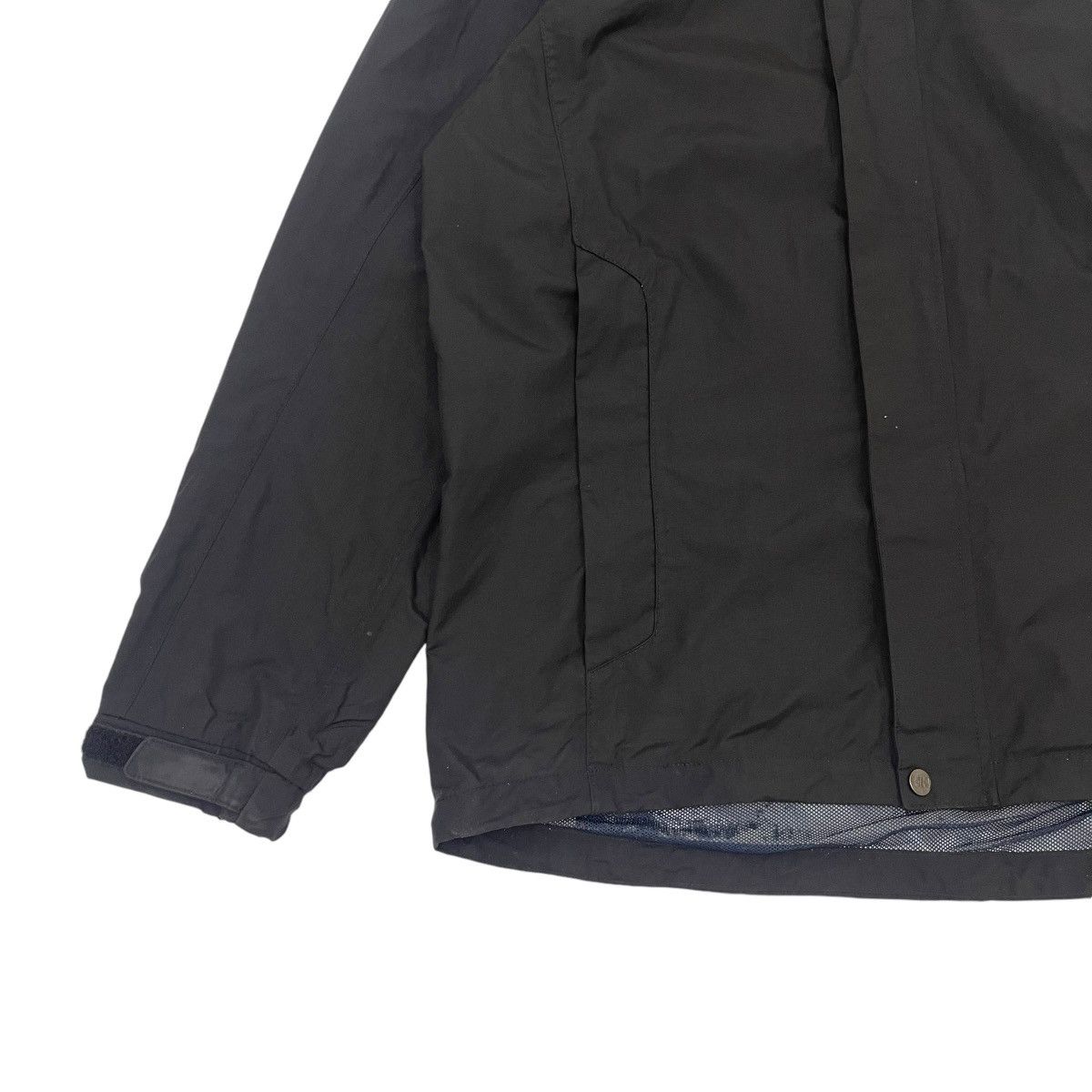 Helly Hansen Vintage Helly Hansen Gorpcore Black Jacket Size US L / EU 52-54 / 3 - 9 Thumbnail