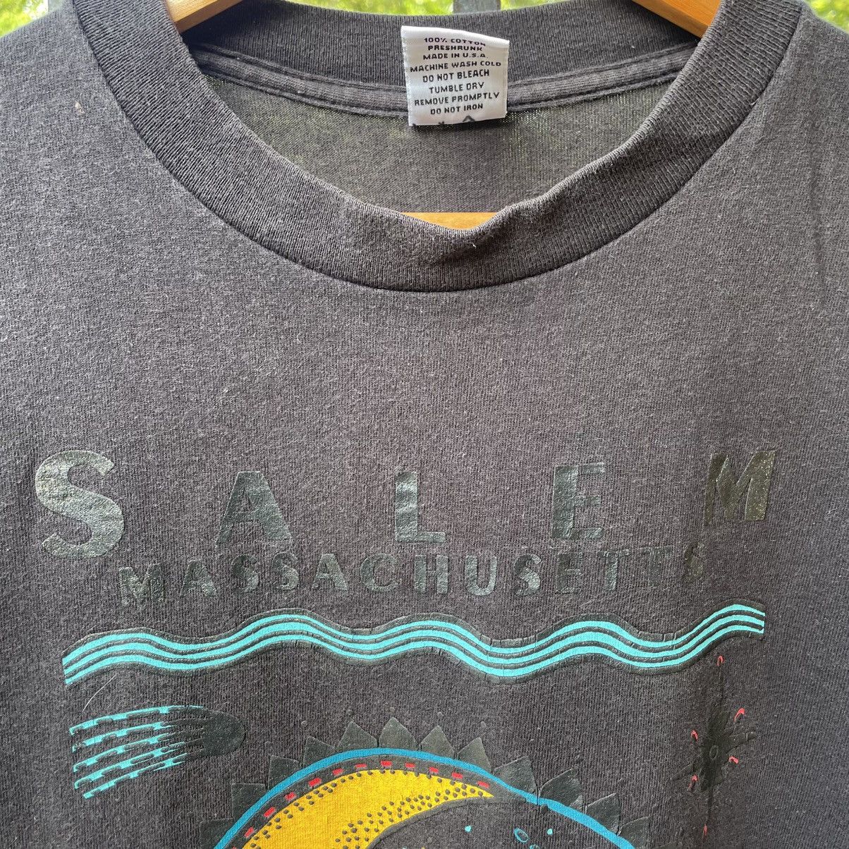 Other 🔥Vintage 90s Salem Massachusetts Big Moon Graphic Tee Size US M / EU 48-50 / 2 - 5 Thumbnail