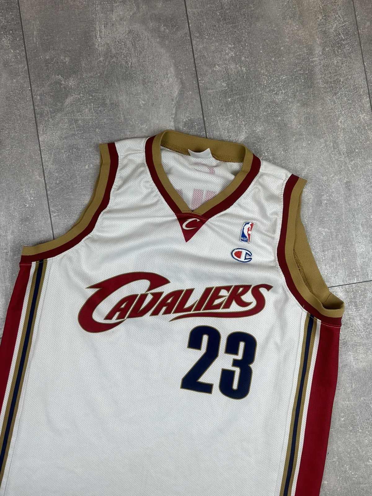 Champion Champion Cavaliers Lebron James 23 Basketball Jersey Size US L / EU 52-54 / 3 - 12 Thumbnail