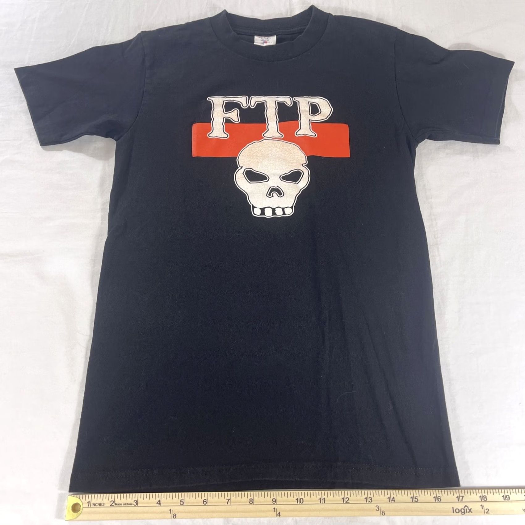 Vintage FTP Skull Graphic T-Shirt - S - Black - FTP - Unisex Adults - Short Sleeve - Round Neck - Graphic Print - Vintage No - Size S - Men/Women - Shirt Size US S / EU 44-46 / 1 - 6 Thumbnail